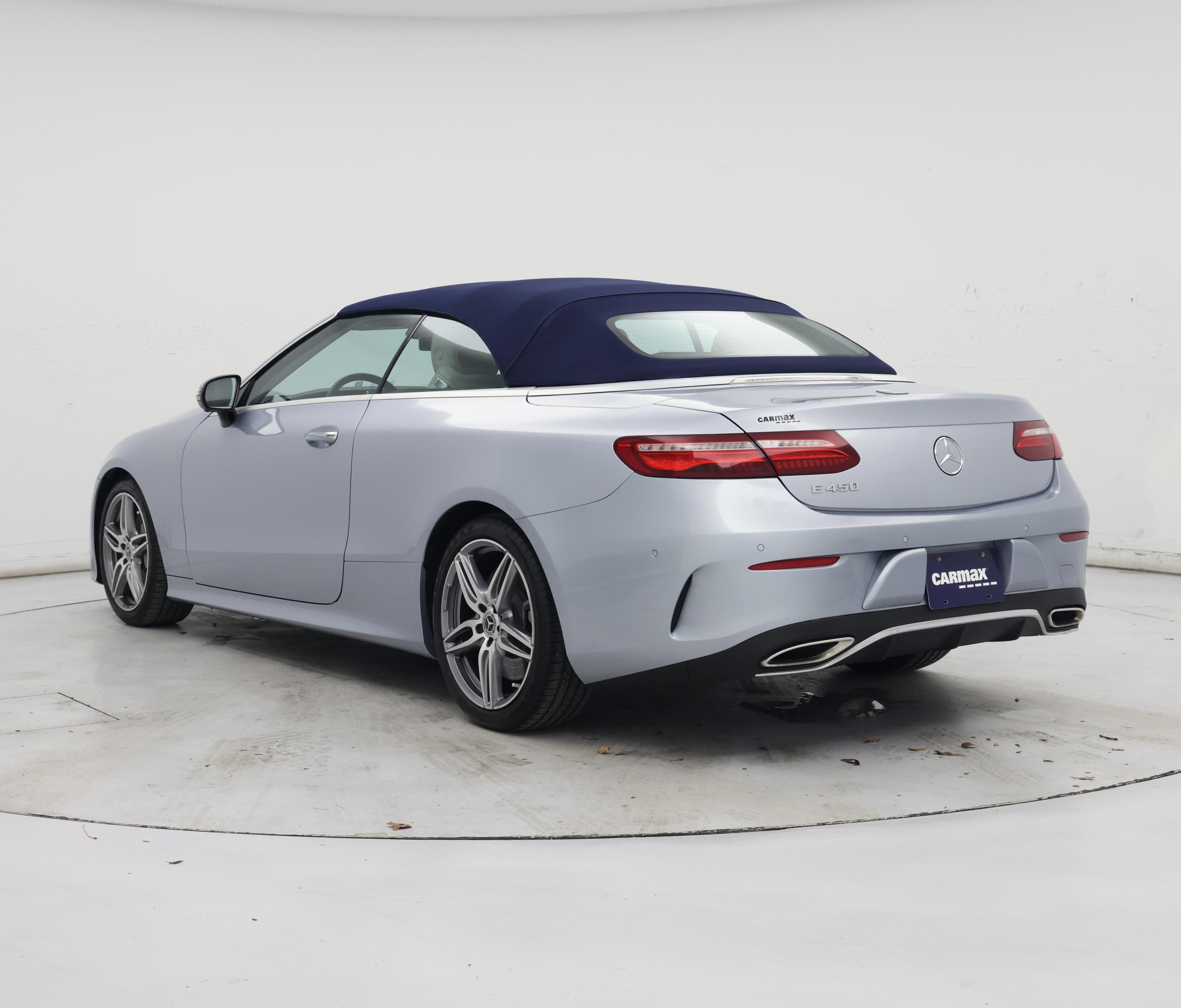 Thumbnail: 2019 Mercedes-Benz E-Class - 2