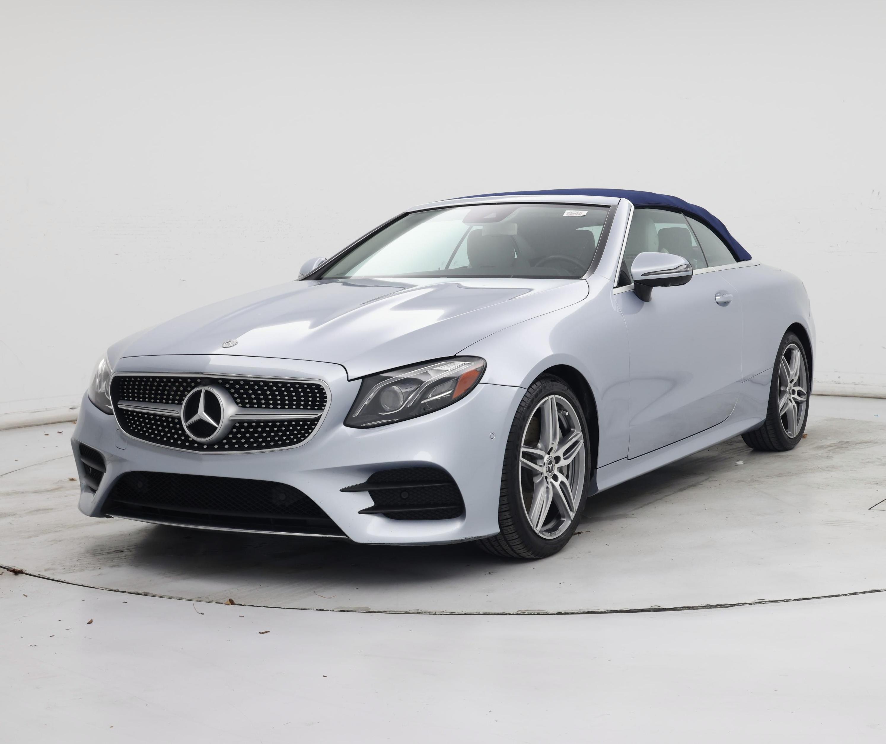Thumbnail: 2019 Mercedes-Benz E-Class - 4