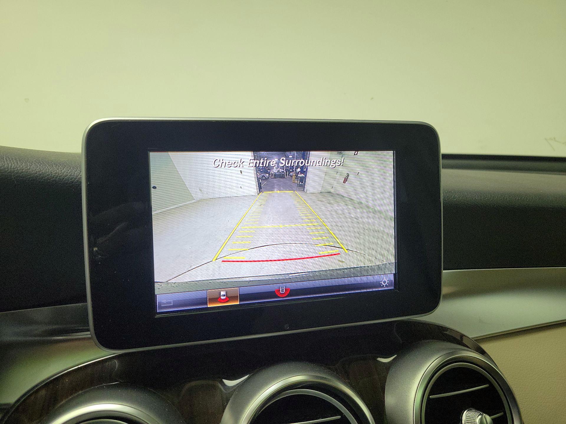 Thumbnail: 2018 Mercedes-Benz GLC - 14