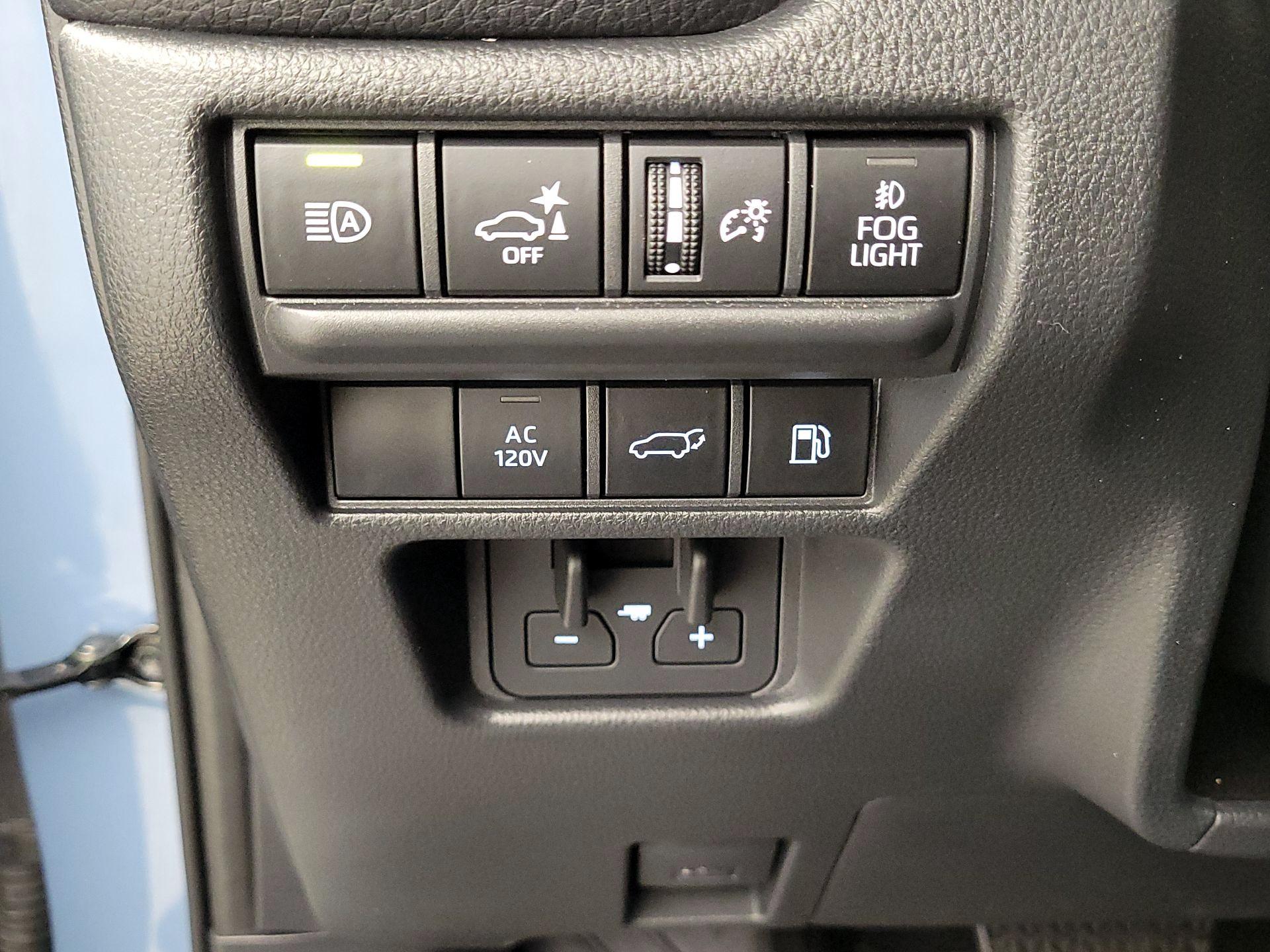 Thumbnail: 2025 Toyota Land Cruiser - 13