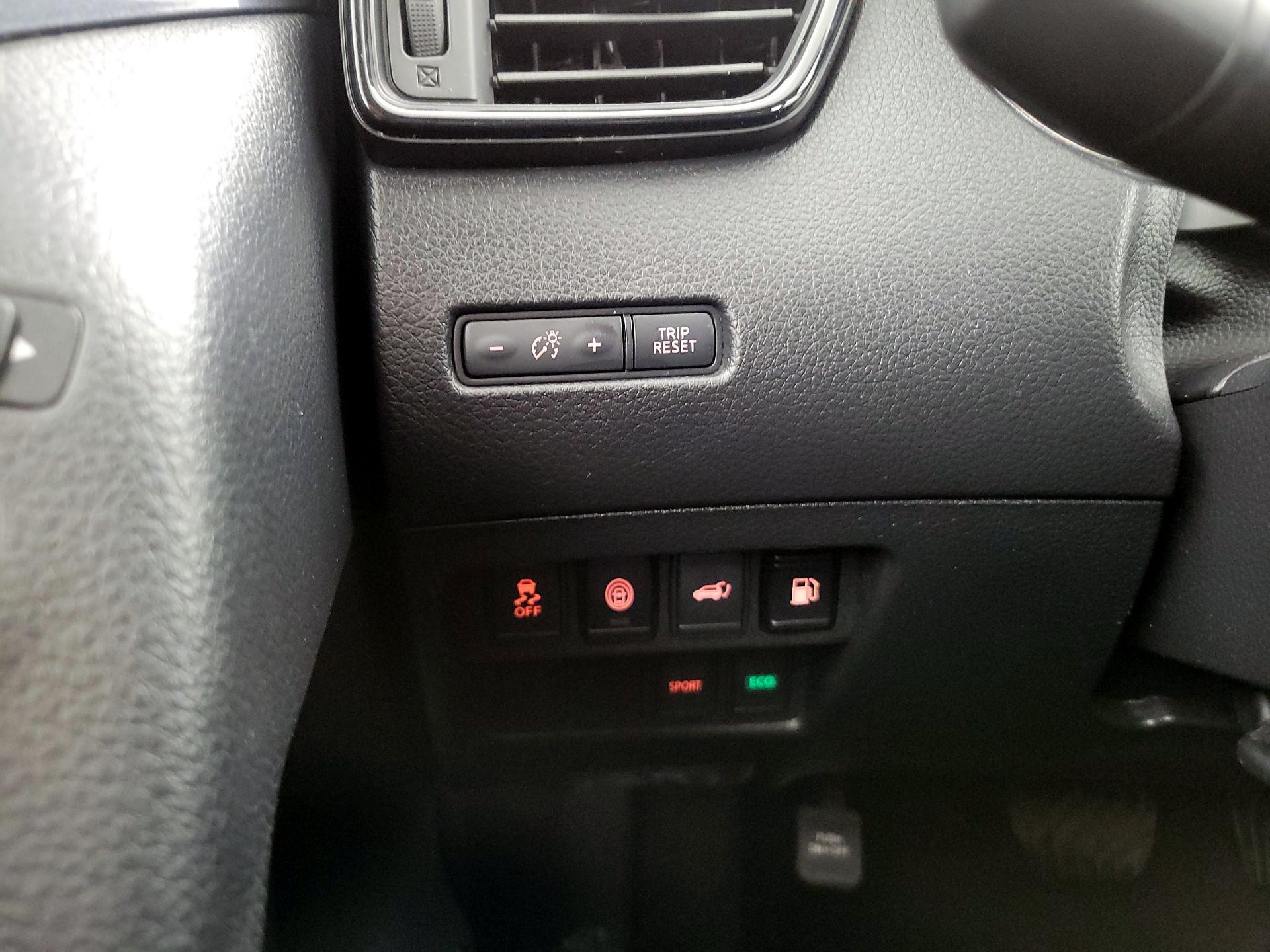 Thumbnail: 2020 Nissan Rogue - 13