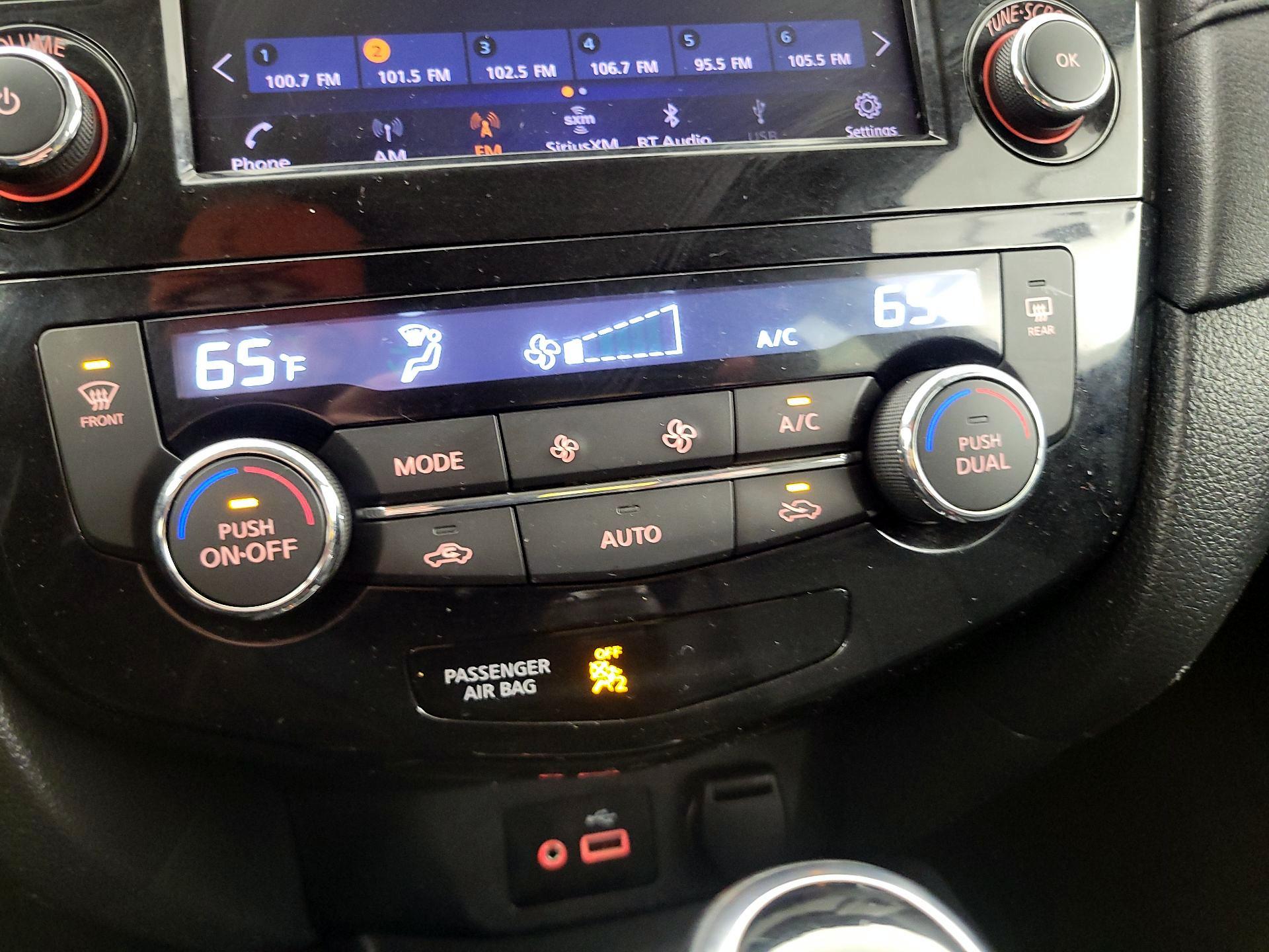 Thumbnail: 2020 Nissan Rogue - 16