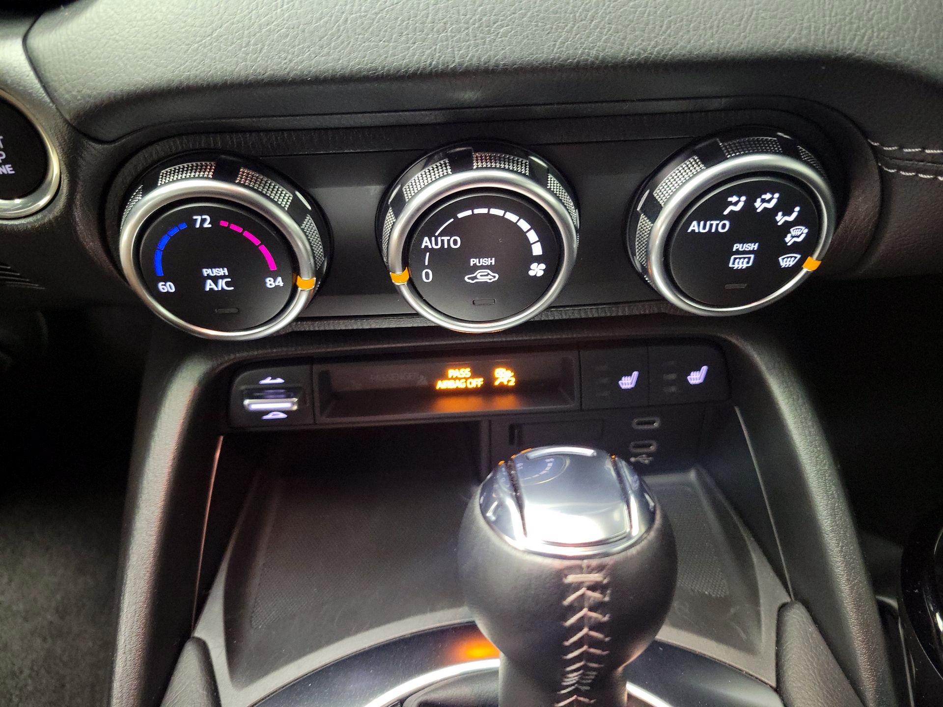 Thumbnail: 2024 Mazda MX-5 Miata - 17