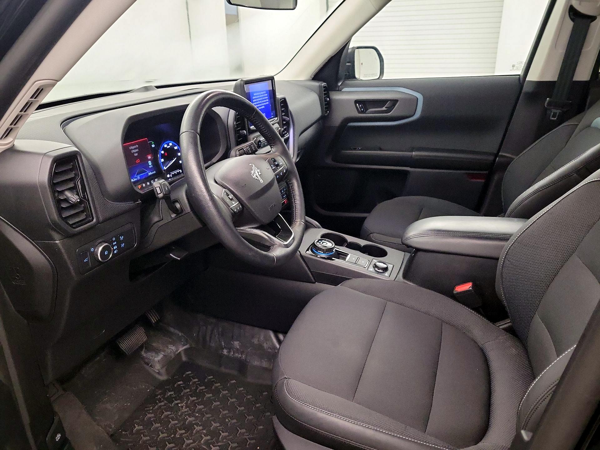 Thumbnail: 2022 Ford Bronco Sport - 9