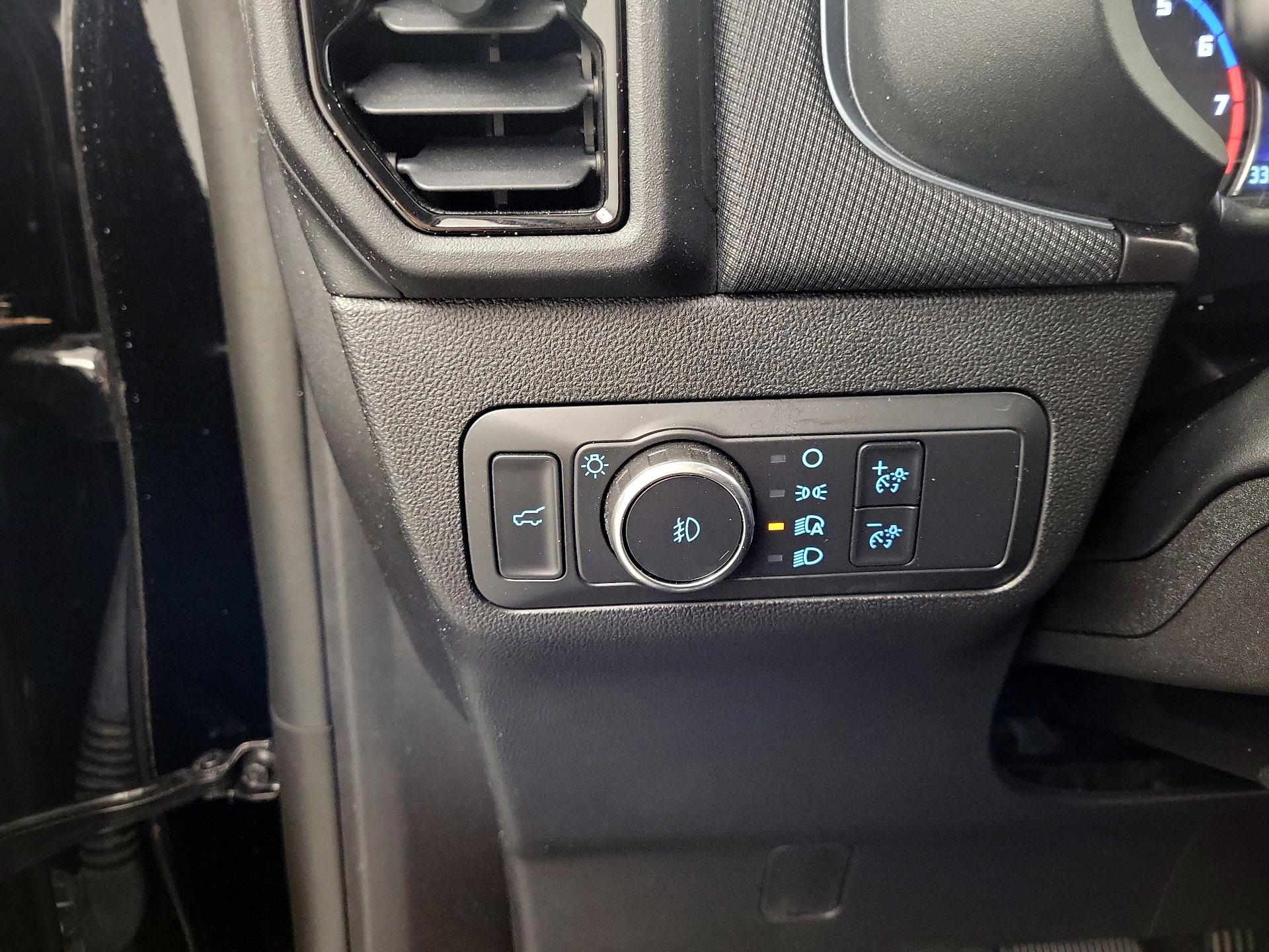 Thumbnail: 2022 Ford Bronco Sport - 11