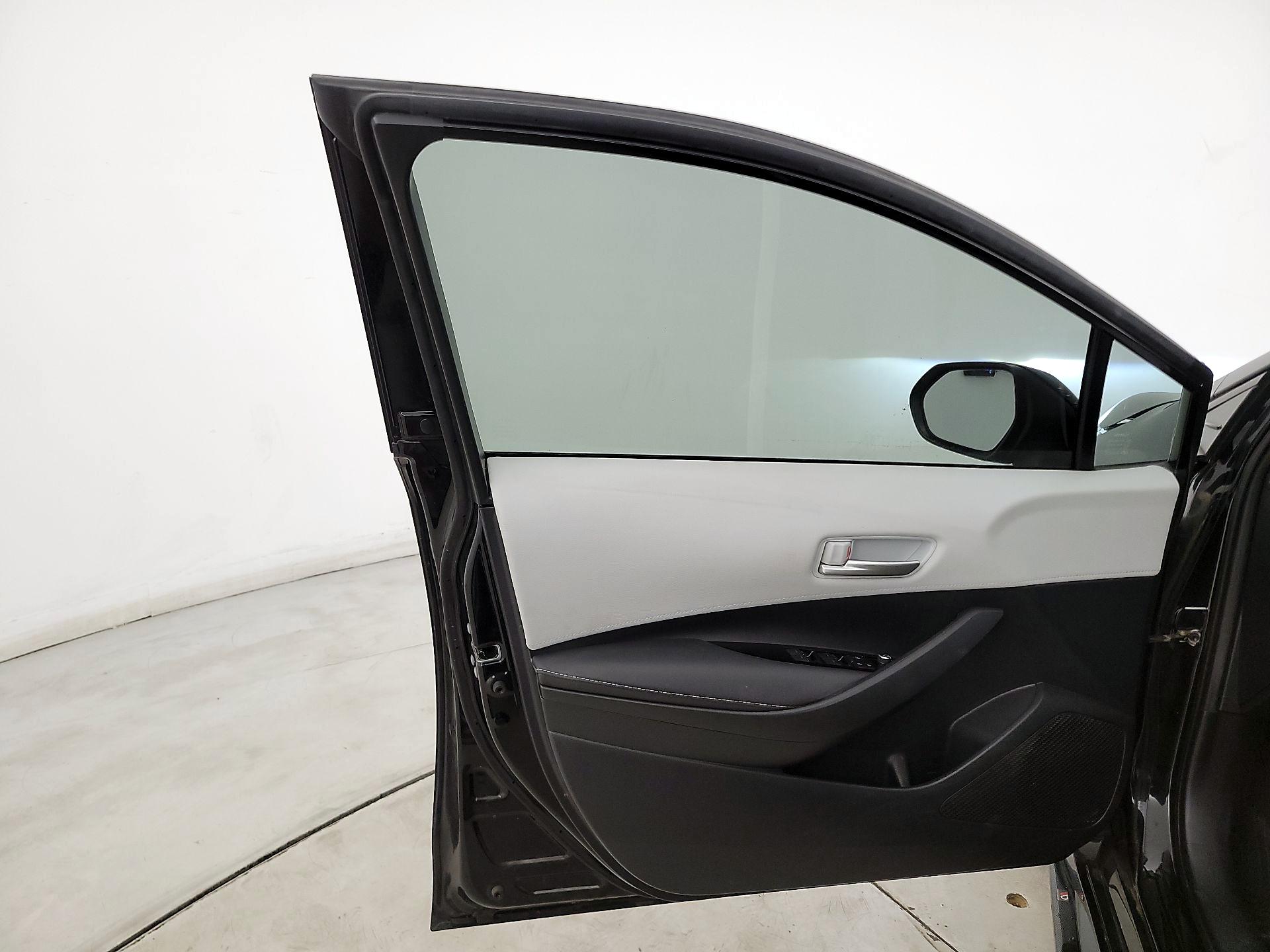 Thumbnail: 2020 Toyota Corolla - 12