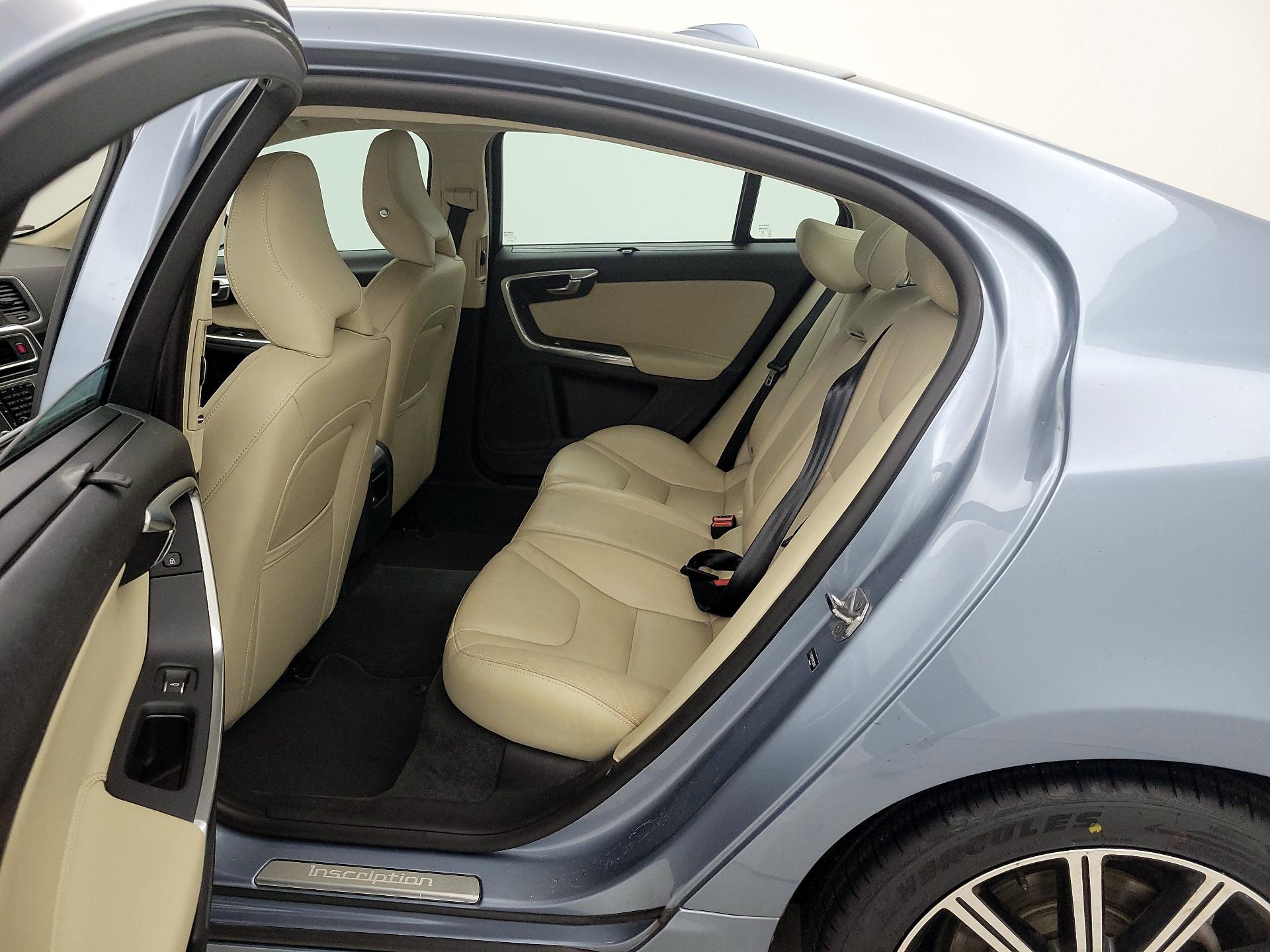 Thumbnail: 2017 Volvo S60 - 19