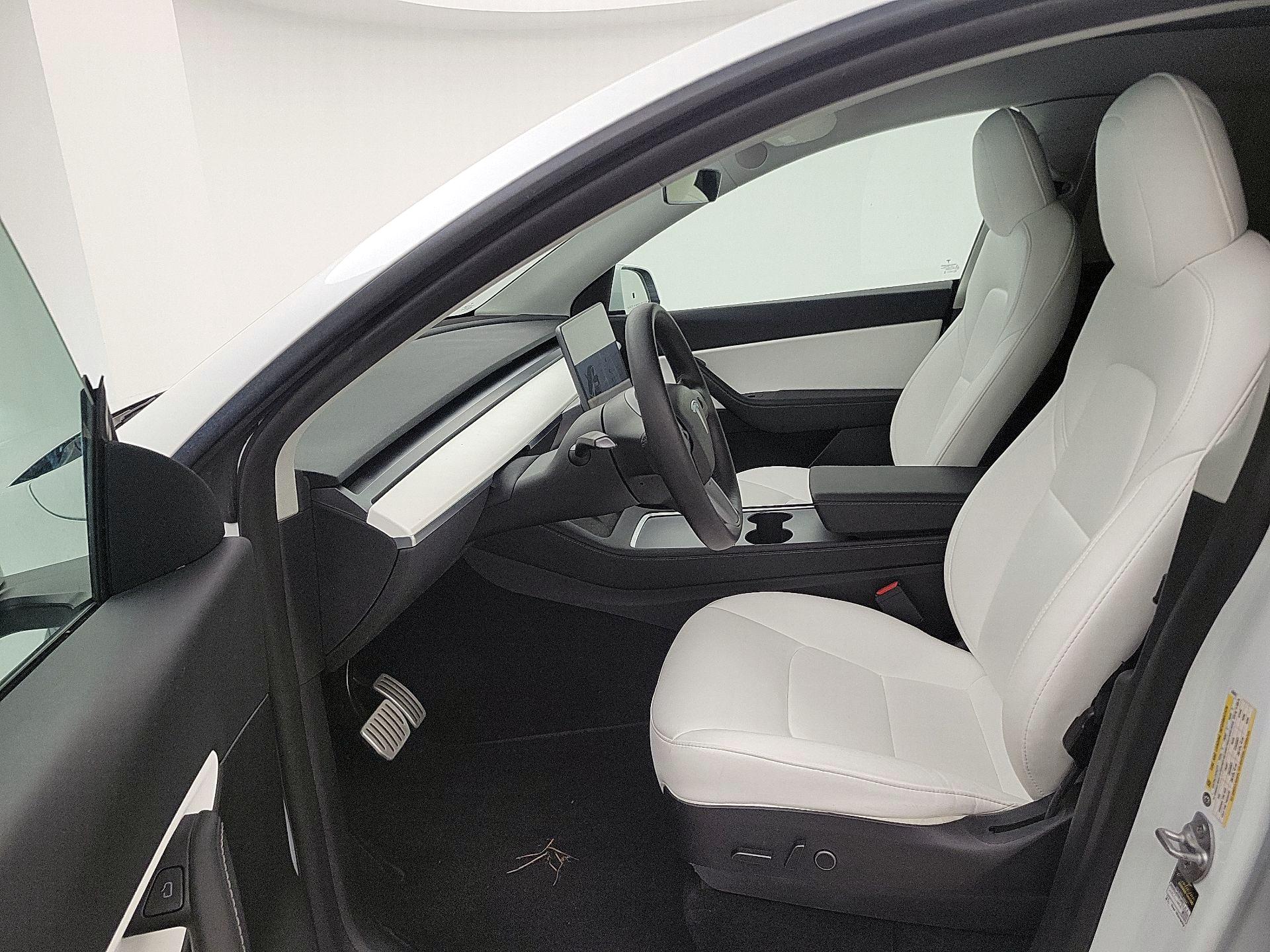 Thumbnail: 2022 Tesla Model Y - 11