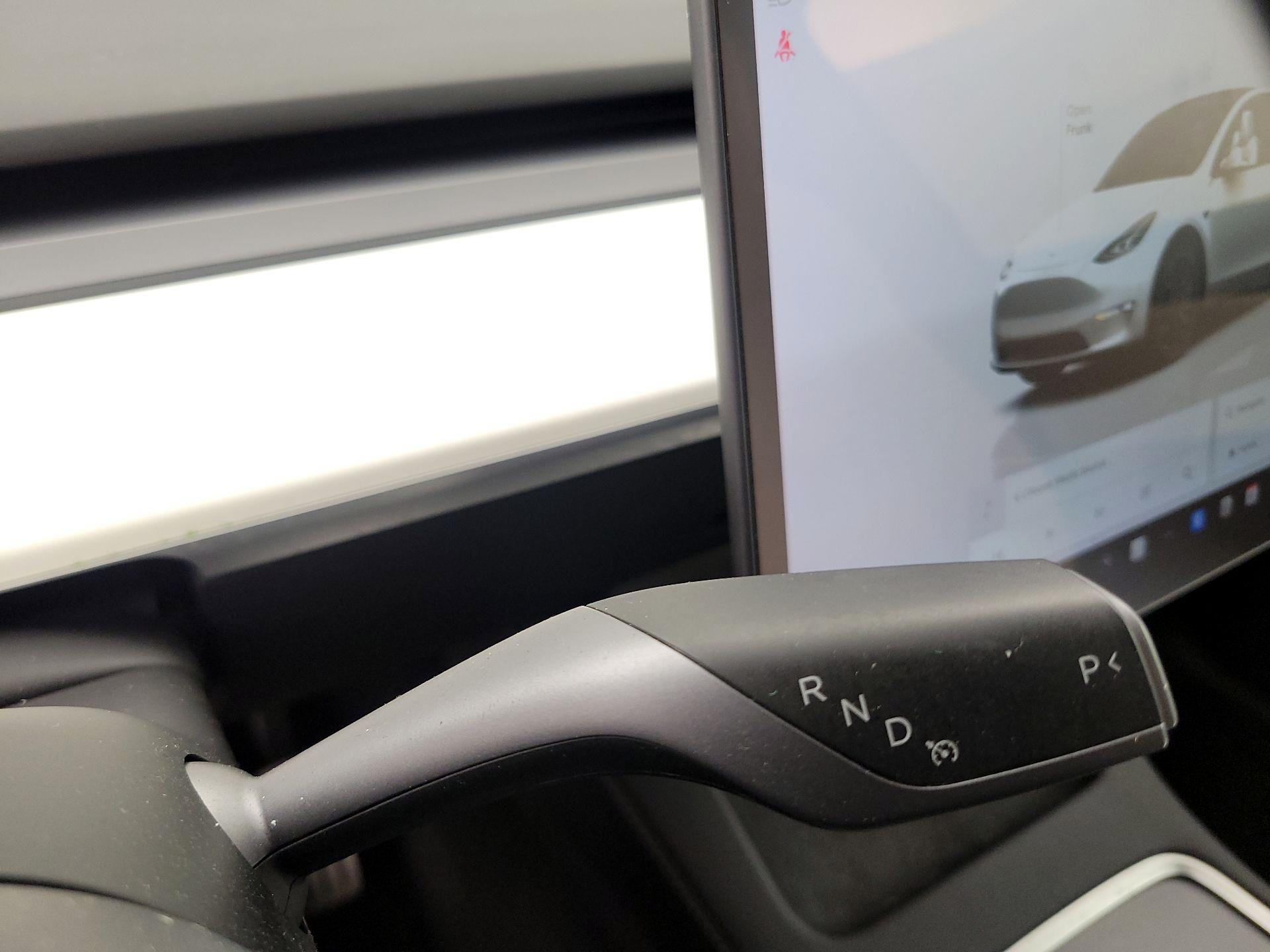 Thumbnail: 2022 Tesla Model Y - 17