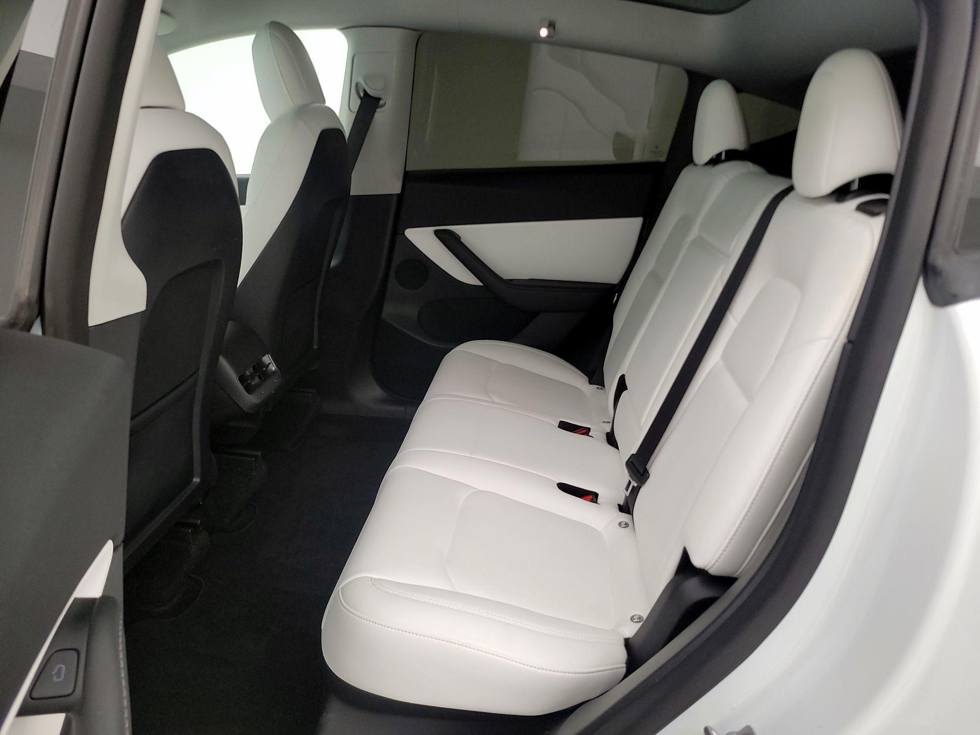 Thumbnail: 2022 Tesla Model Y - 20