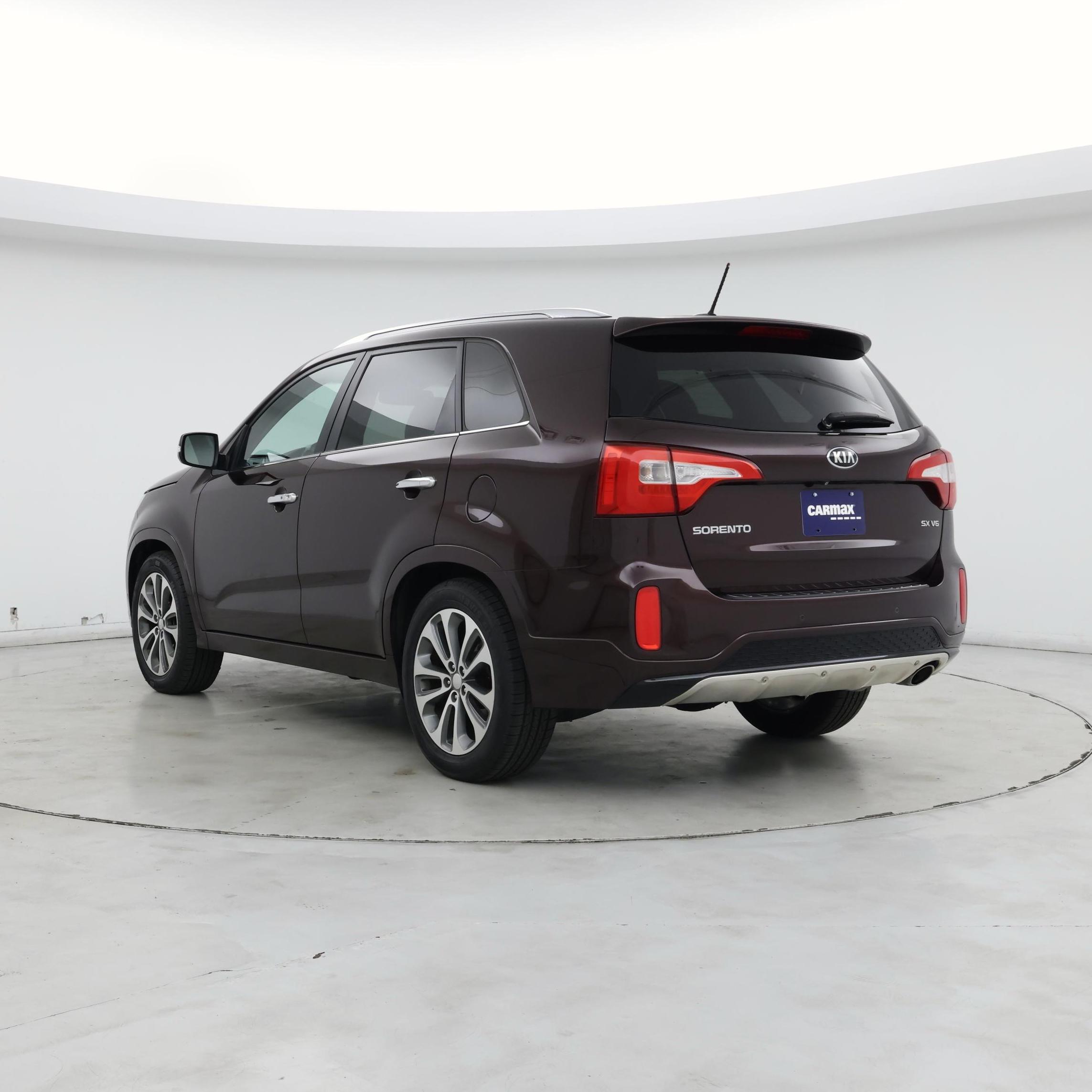 Thumbnail: 2015 Kia Sorento - 2