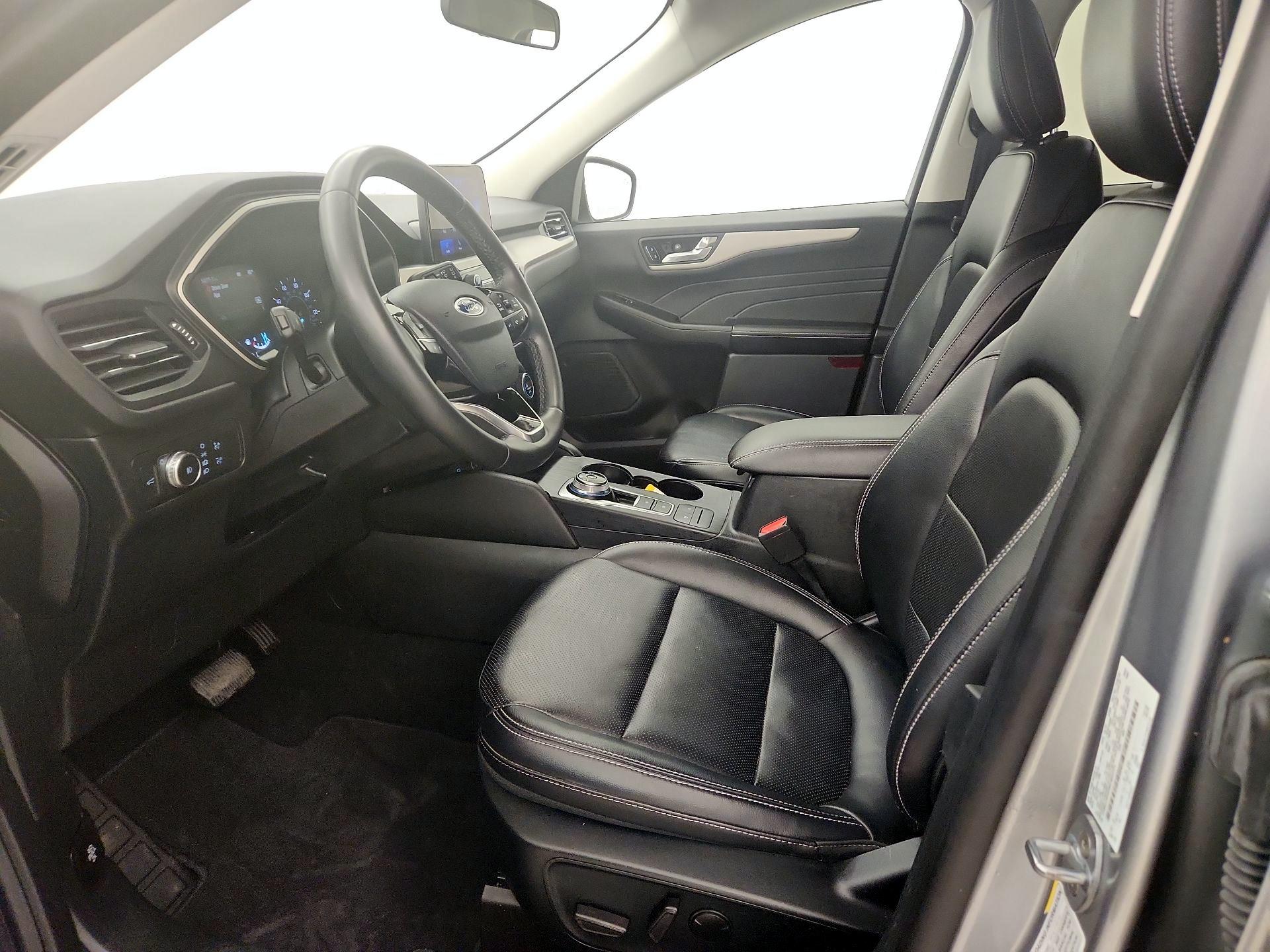 Thumbnail: 2021 Ford Escape - 11