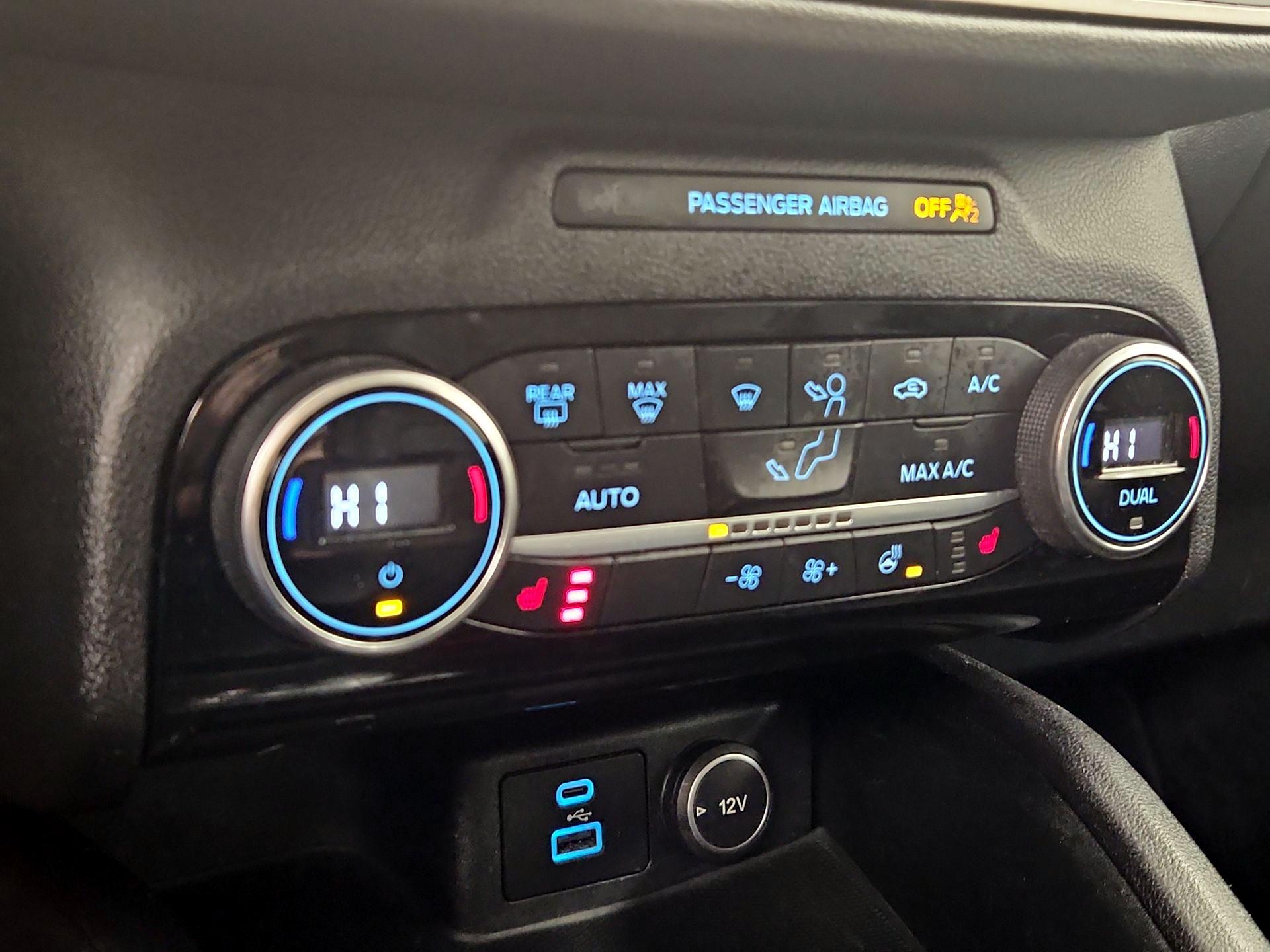 Thumbnail: 2021 Ford Escape - 16