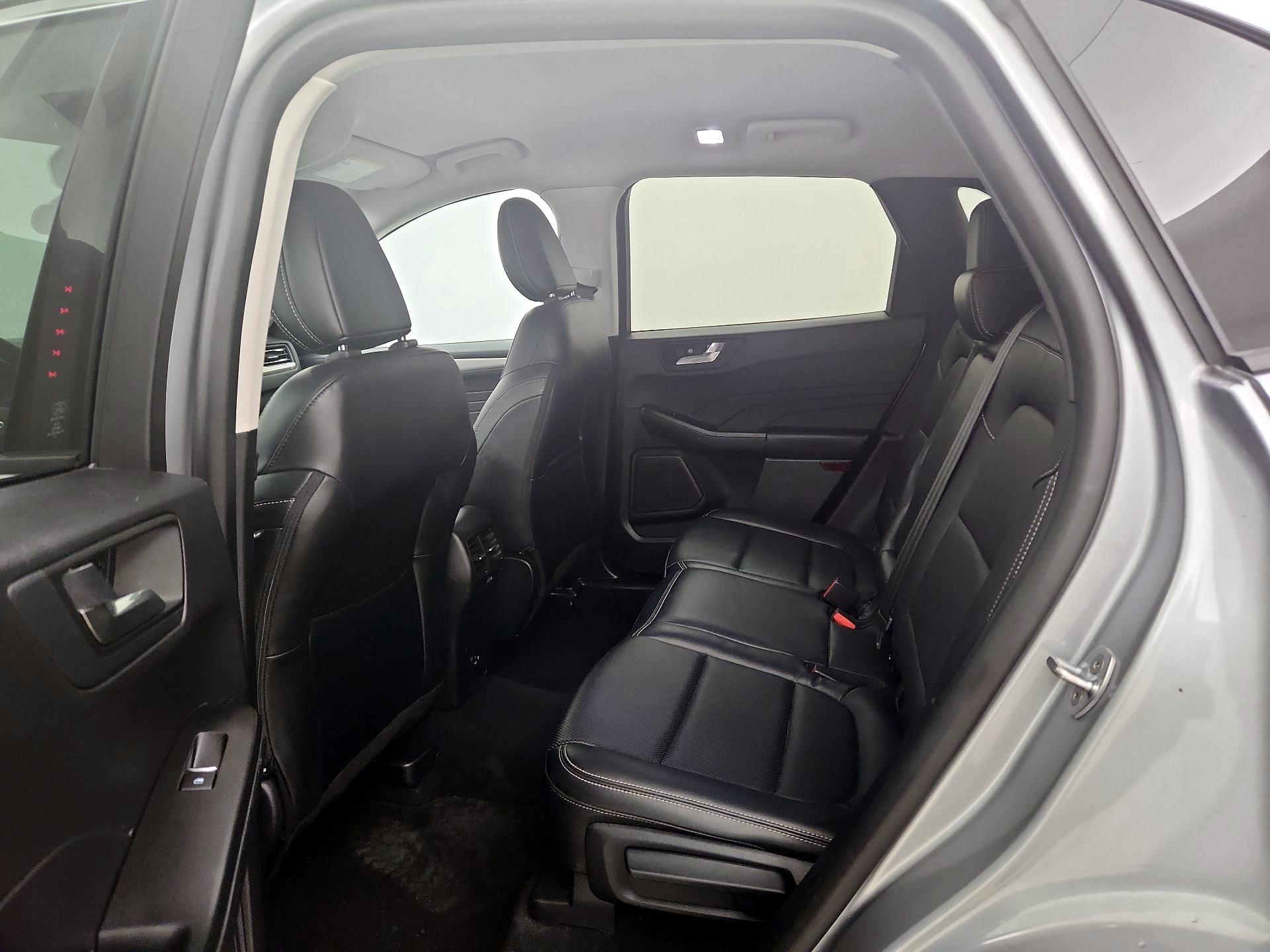 Thumbnail: 2021 Ford Escape - 19