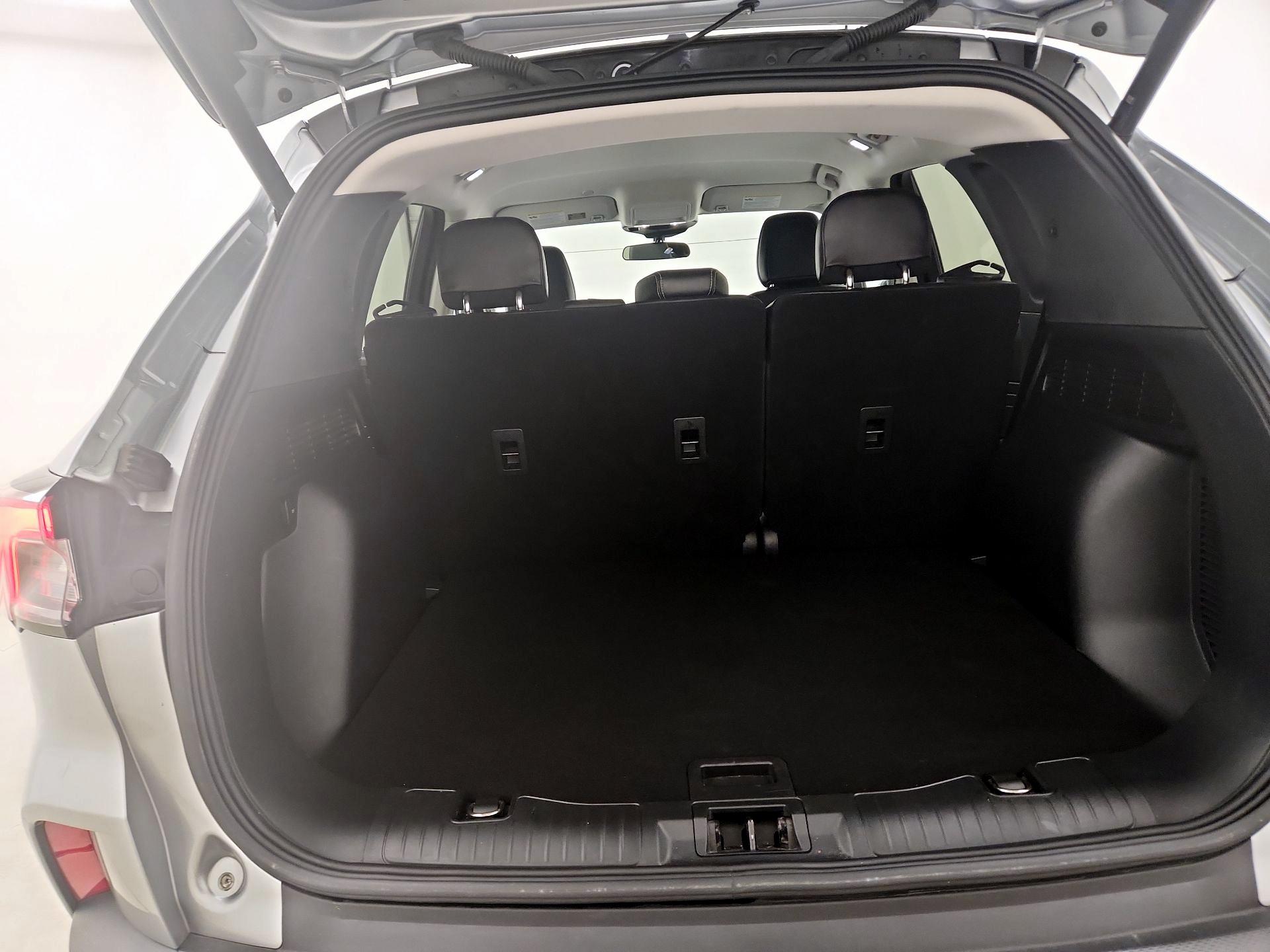 Thumbnail: 2021 Ford Escape - 20