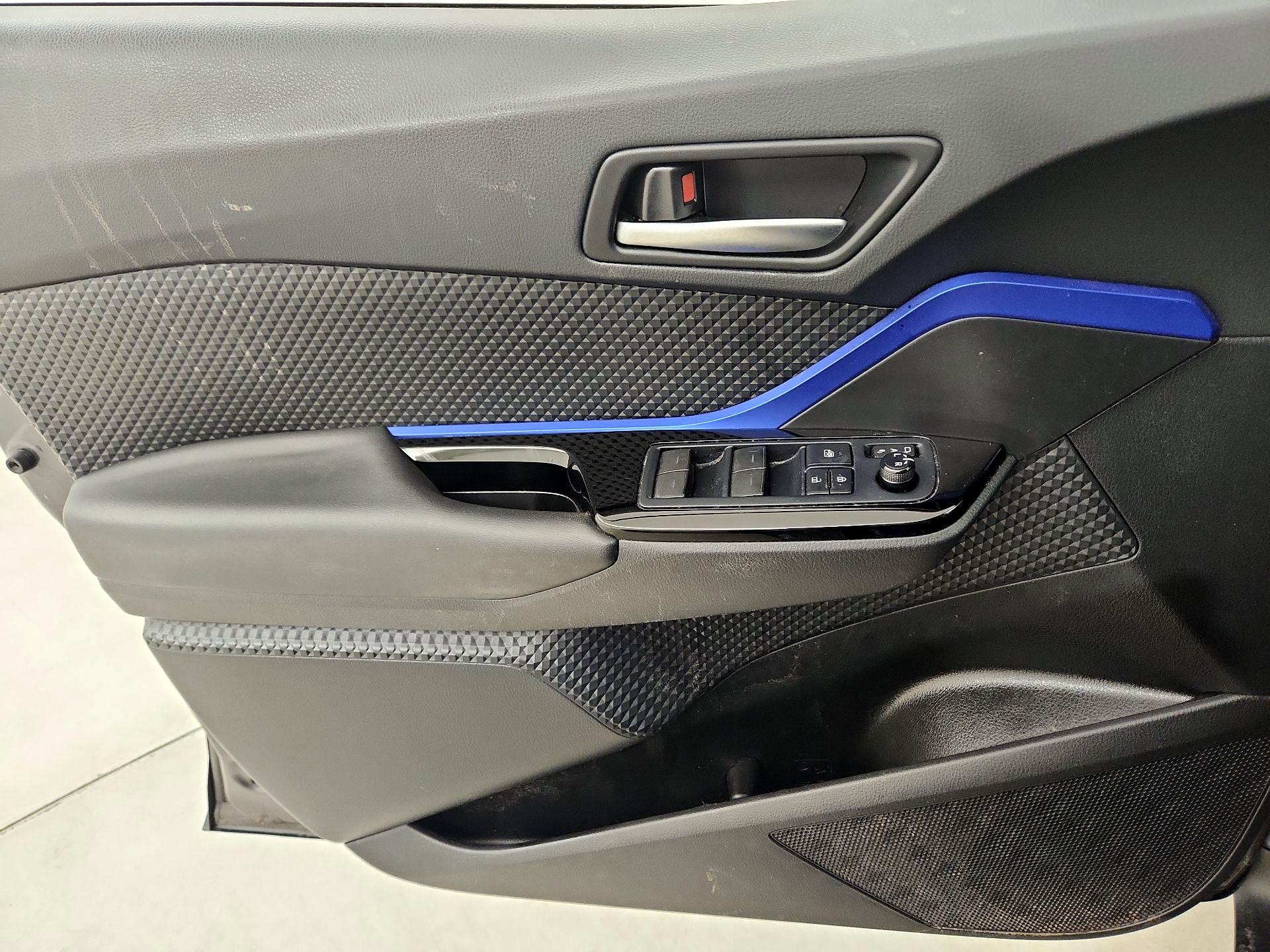 Thumbnail: 2021 Toyota C-HR - 12