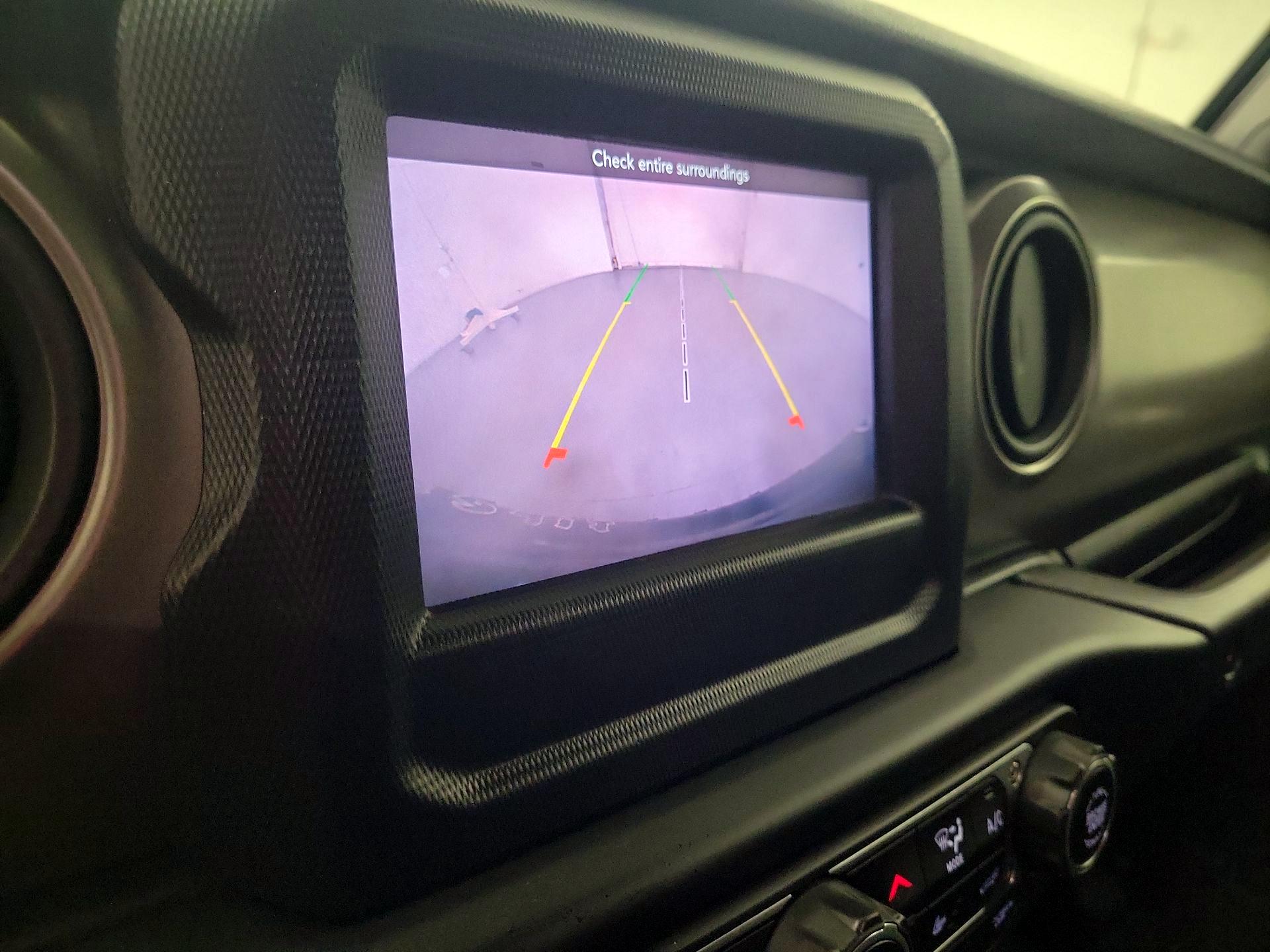 Thumbnail: 2021 Jeep Wrangler - 12