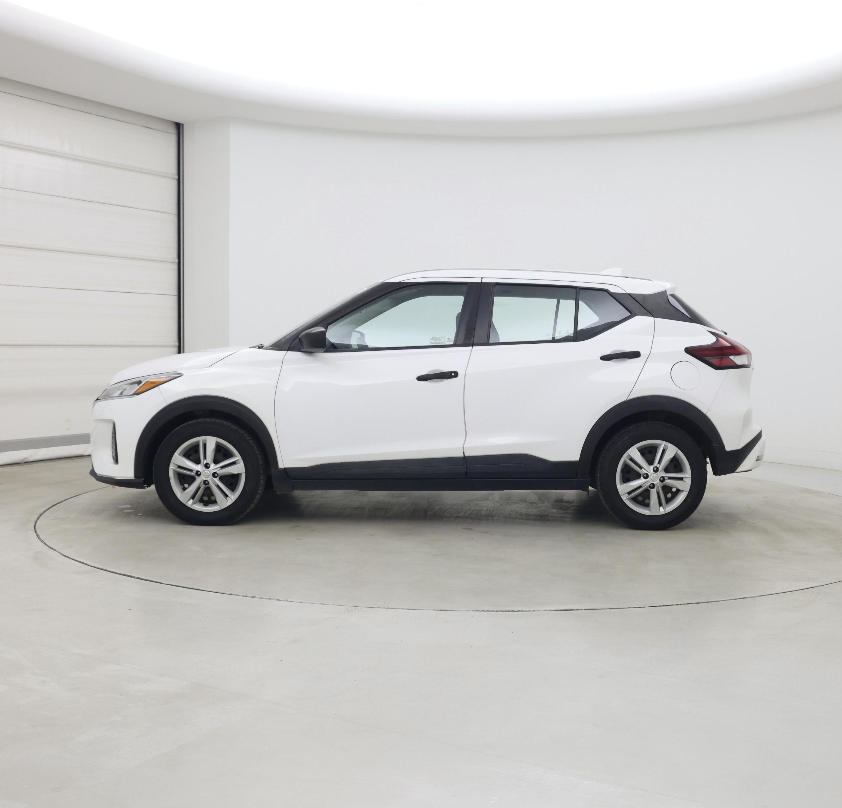 Thumbnail: 2022 Nissan Kicks - 3