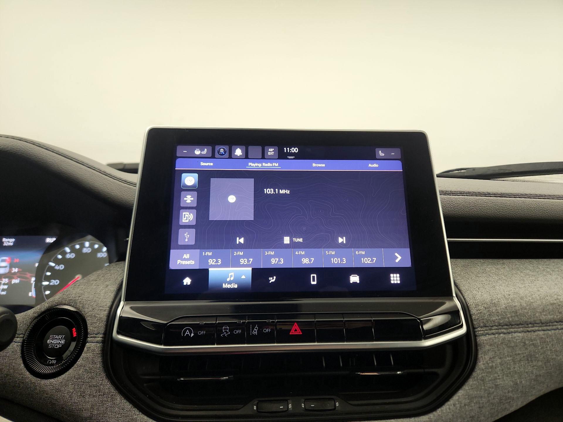 Thumbnail: 2023 Jeep Compass - 13