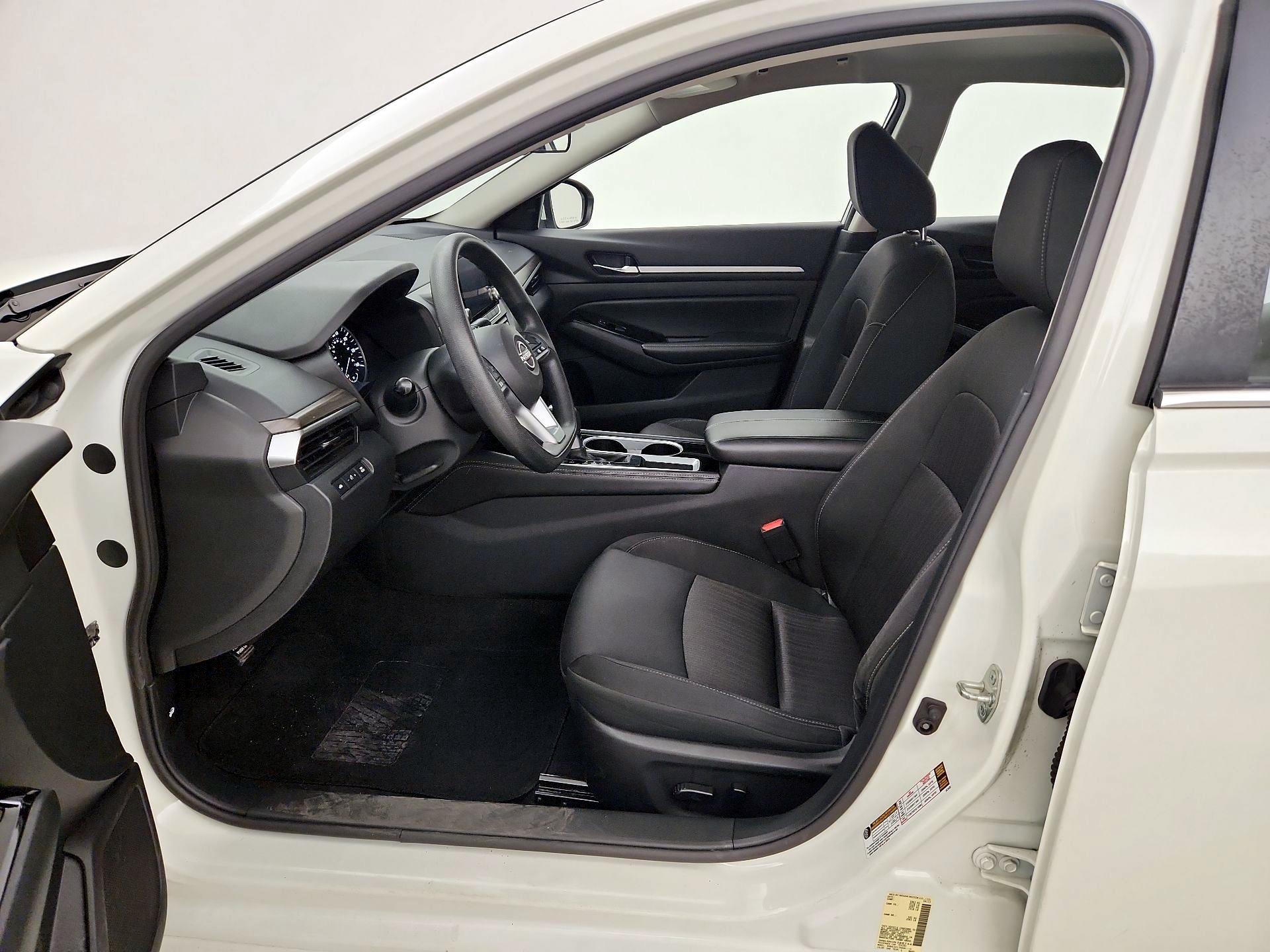 Thumbnail: 2023 Nissan Altima - 11