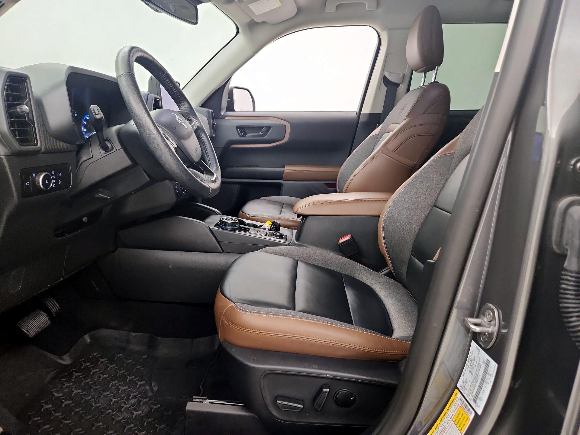 Thumbnail: 2023 Ford Bronco Sport - 11