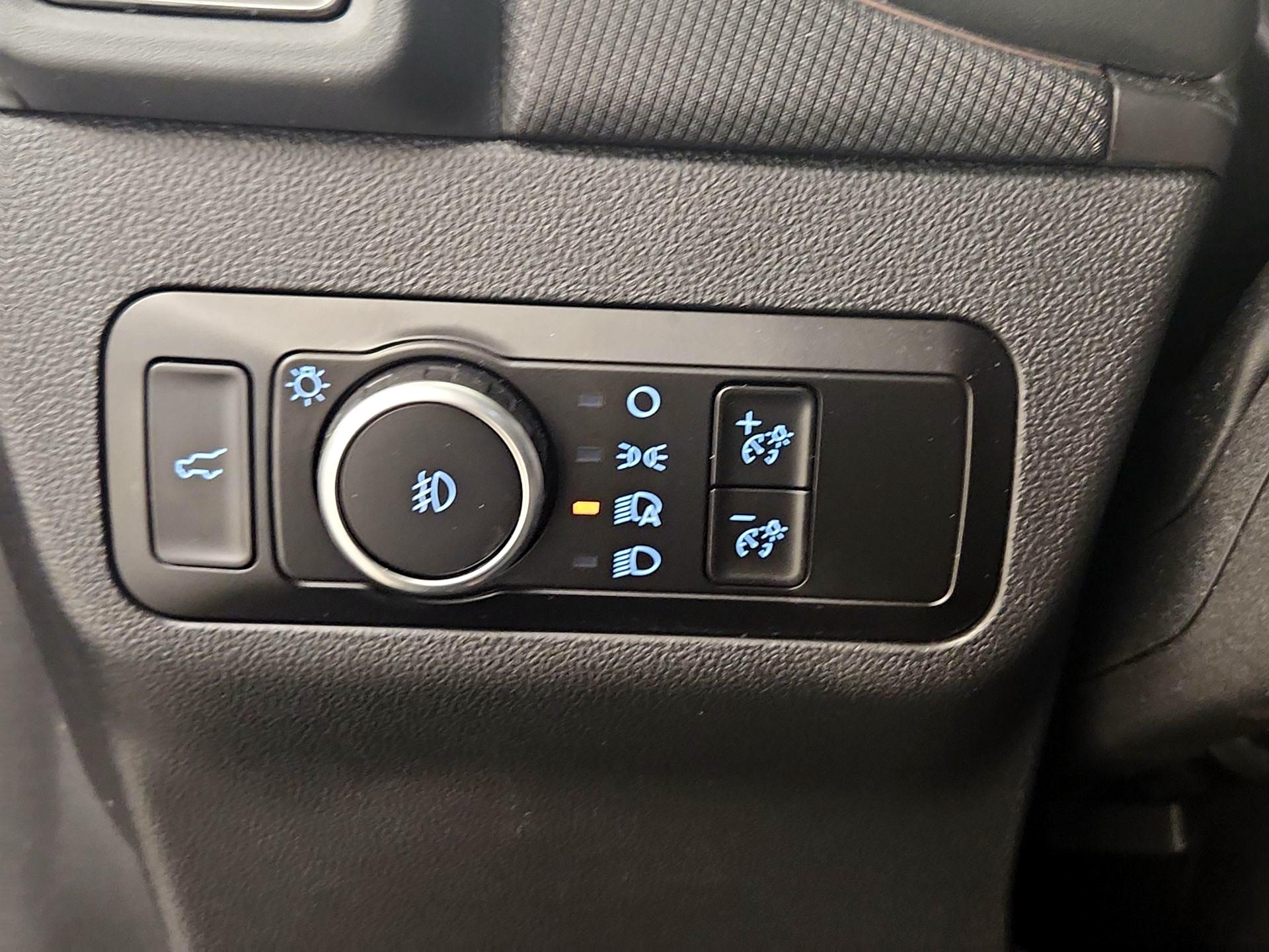 Thumbnail: 2023 Ford Bronco Sport - 13