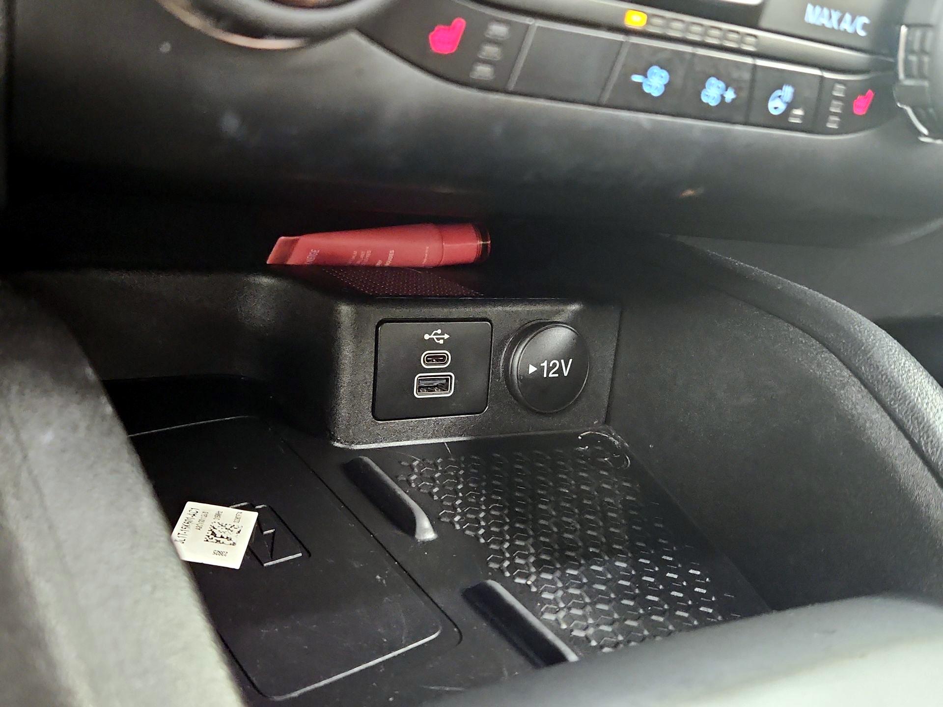 Thumbnail: 2023 Ford Bronco Sport - 18