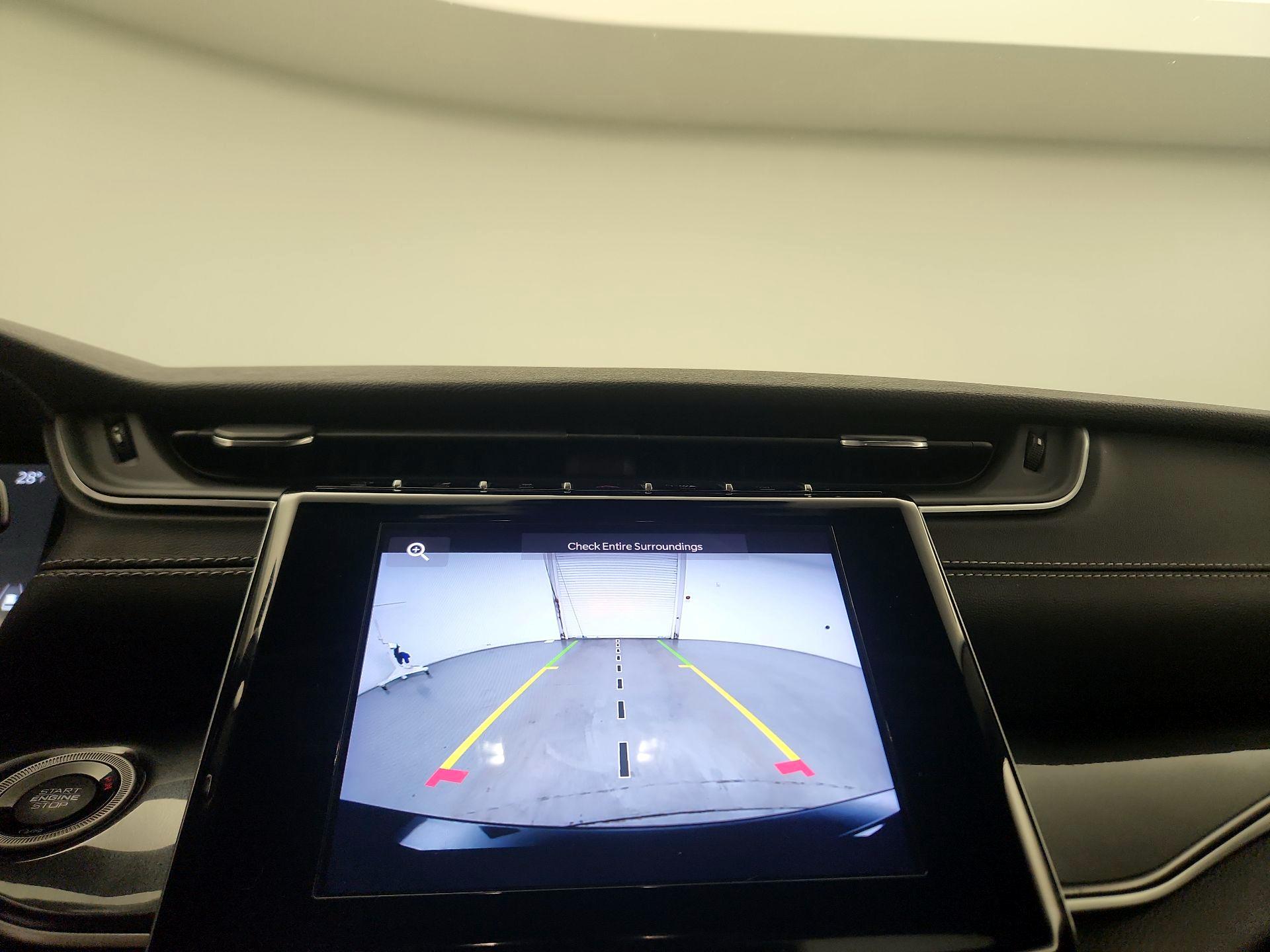 Thumbnail: 2022 Jeep Grand Cherokee - 12