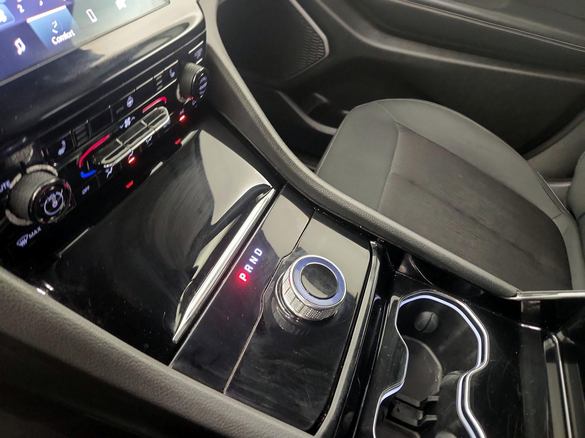 Thumbnail: 2022 Jeep Grand Cherokee - 15