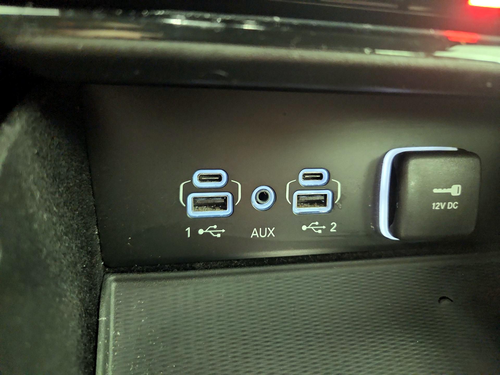 Thumbnail: 2022 Jeep Grand Cherokee - 16