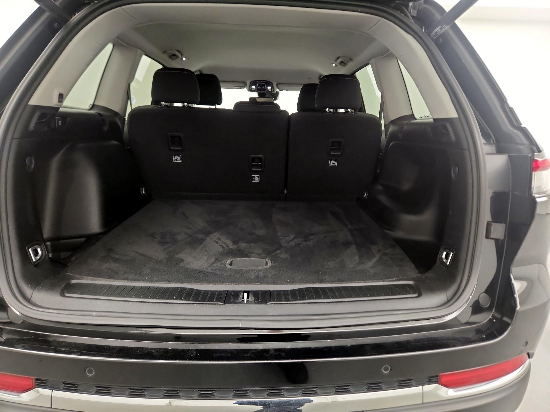 Thumbnail: 2022 Jeep Grand Cherokee - 18