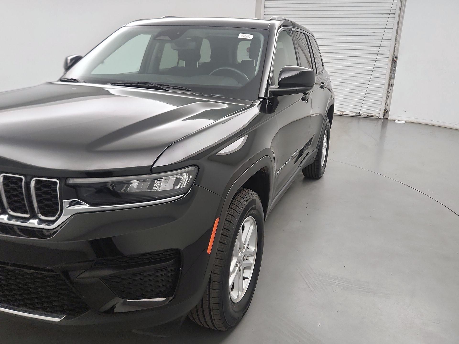 Thumbnail: 2022 Jeep Grand Cherokee - 3