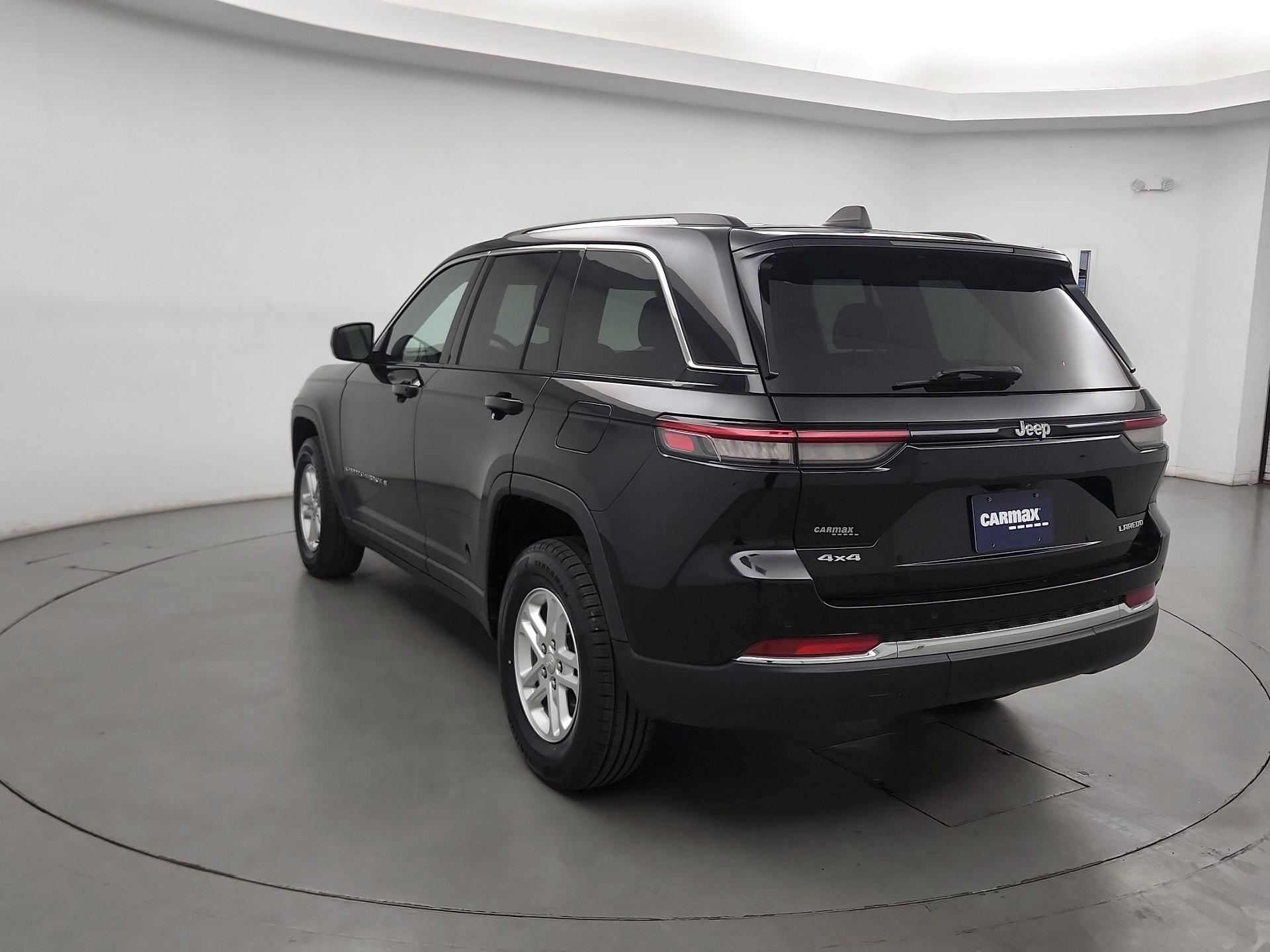 Thumbnail: 2022 Jeep Grand Cherokee - 7