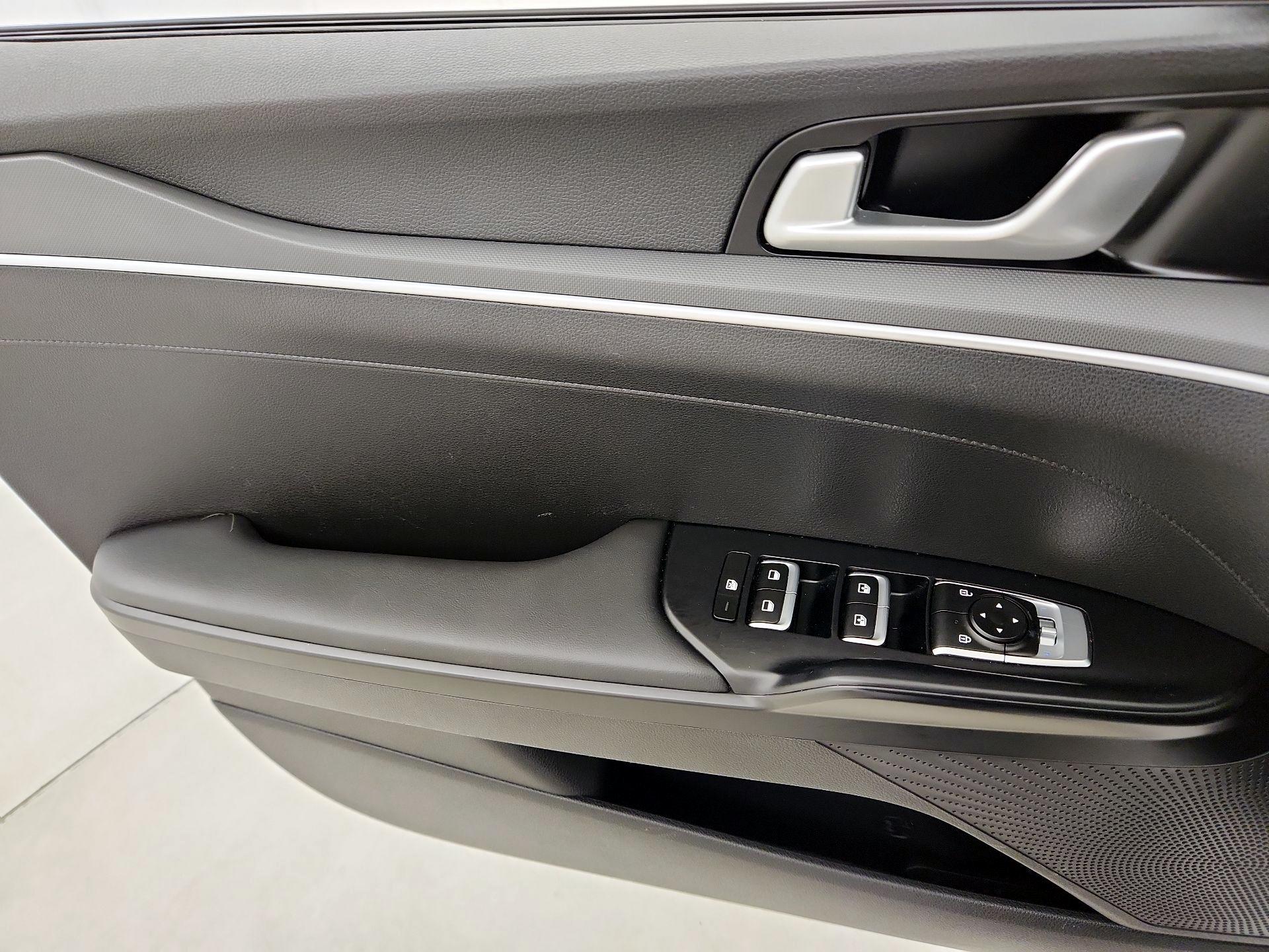 Thumbnail: 2021 Kia K5 - 12