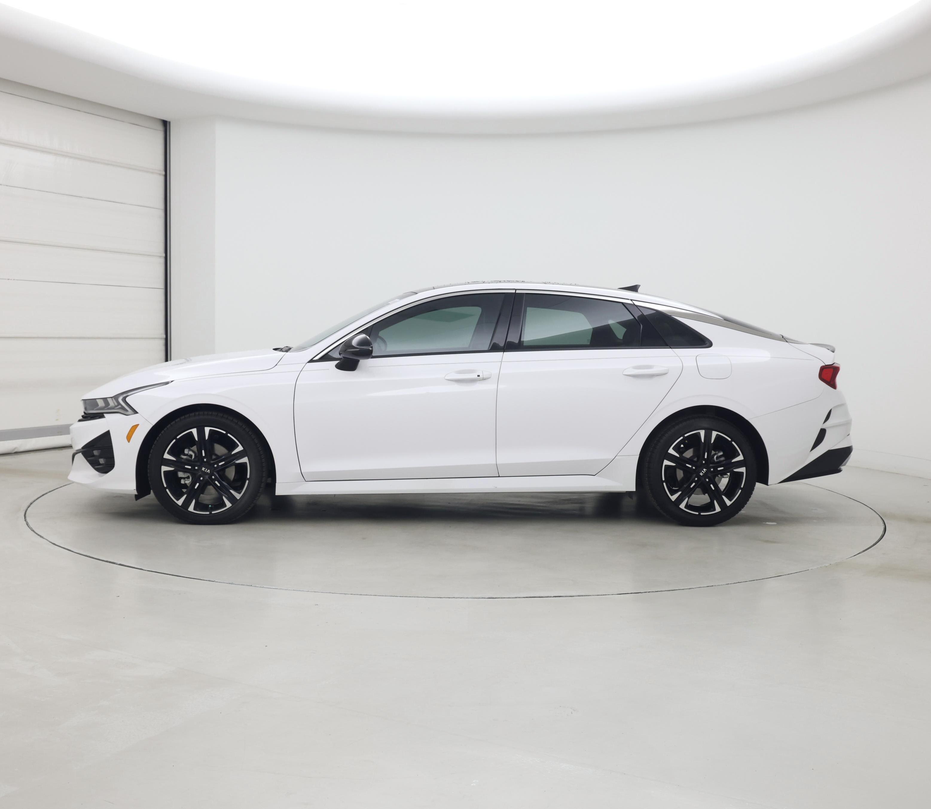 Thumbnail: 2021 Kia K5 - 3