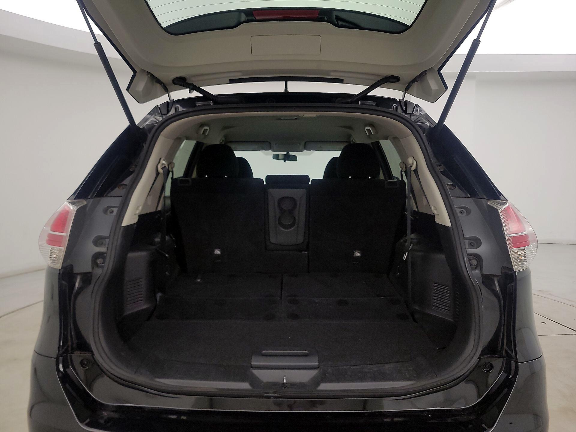 Thumbnail: 2016 Nissan Rogue - 20