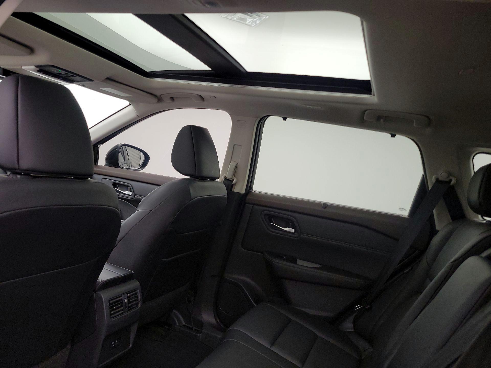 Thumbnail: 2023 Nissan Rogue - 19