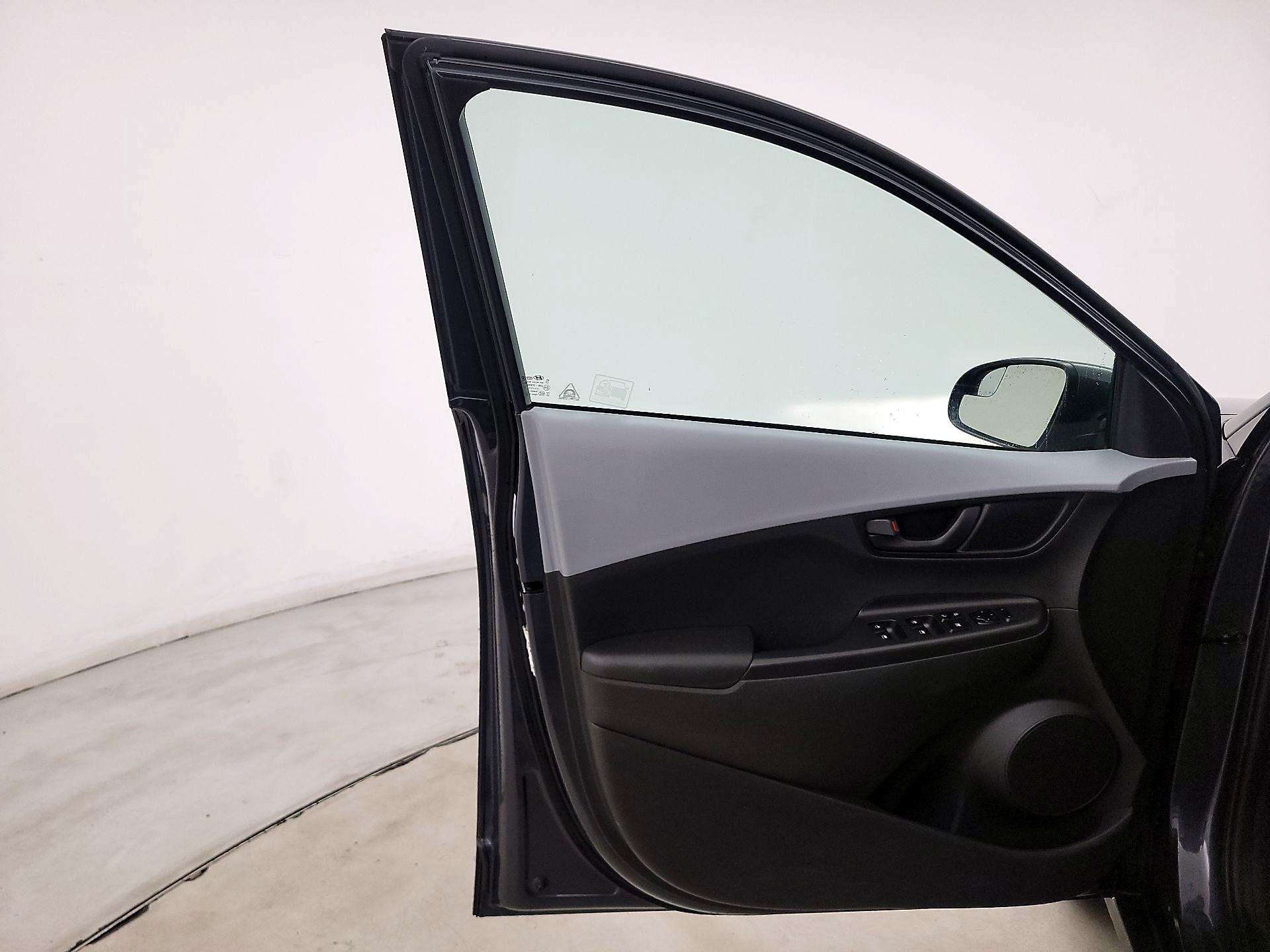 Thumbnail: 2019 Hyundai Kona - 12