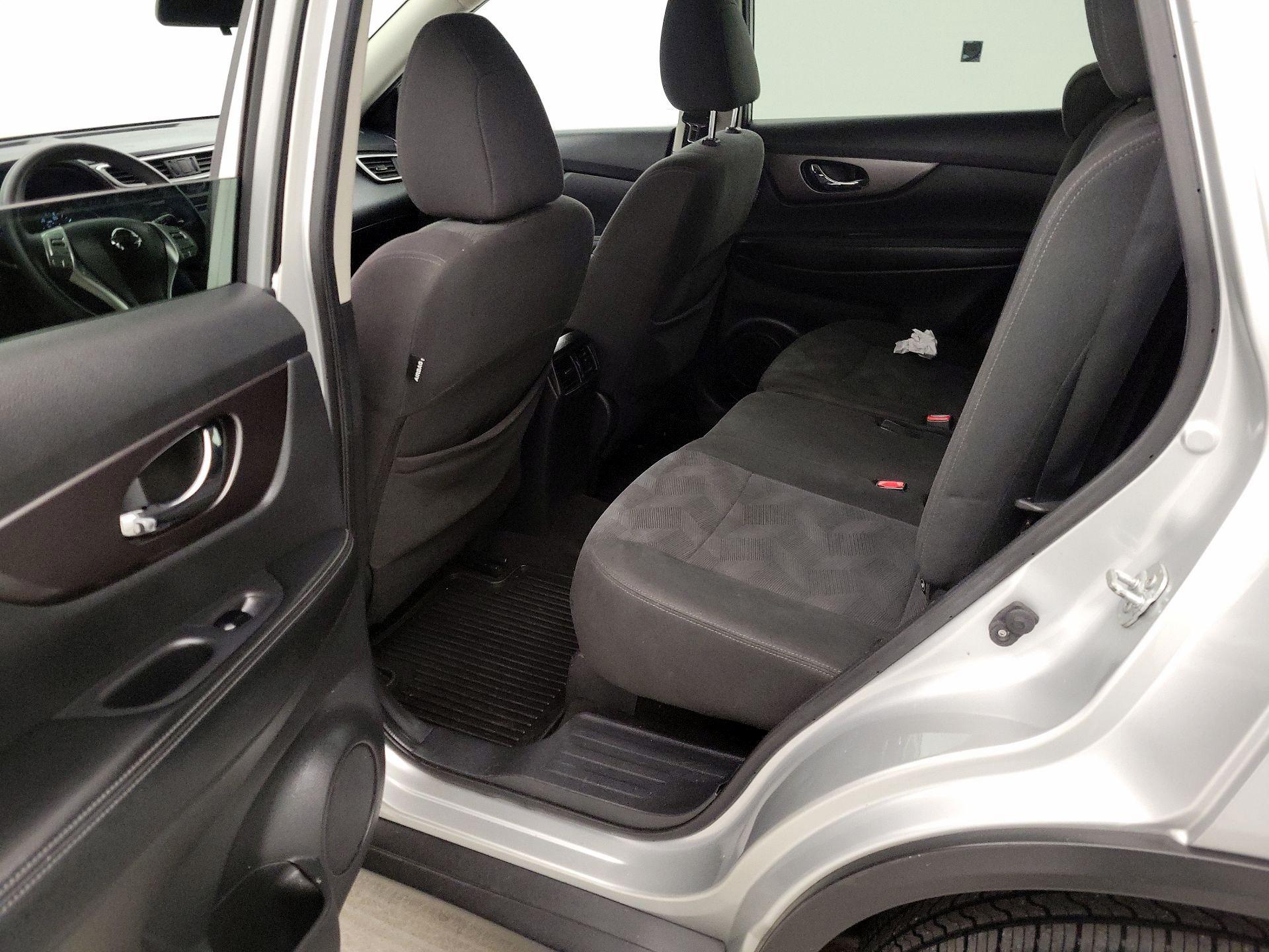 Thumbnail: 2016 Nissan Rogue - 19