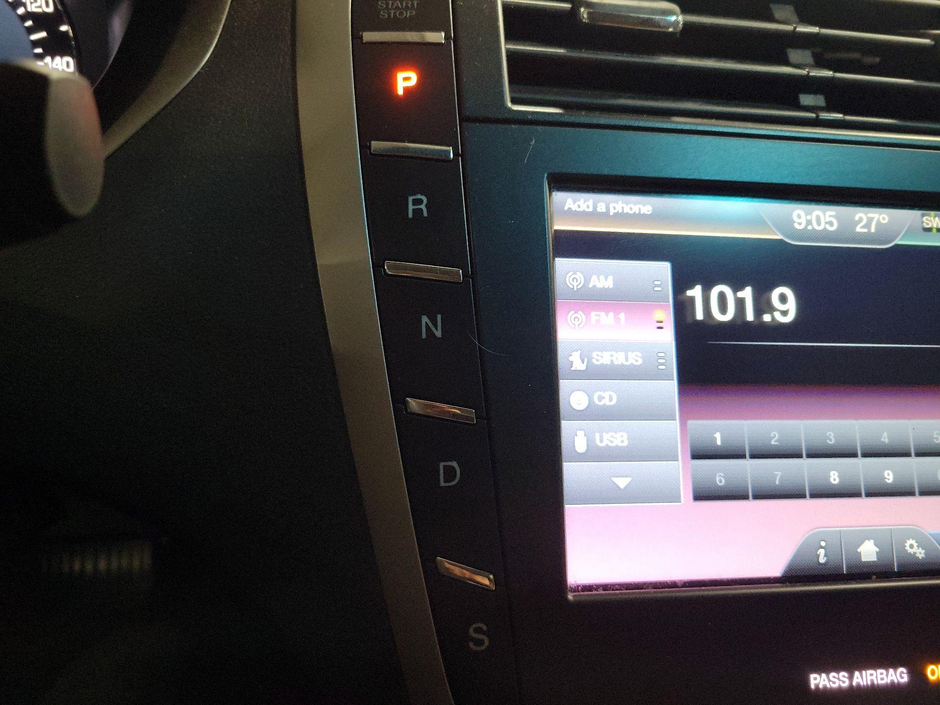 Thumbnail: 2016 Lincoln MKZ - 17