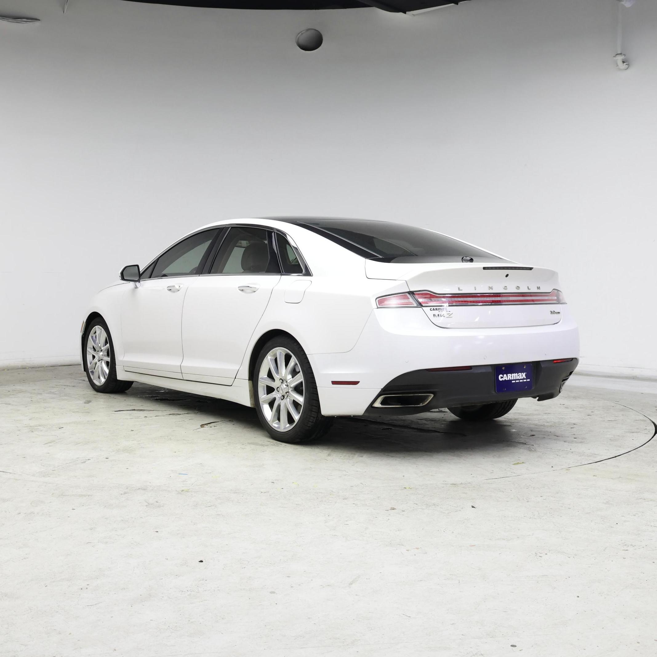 Thumbnail: 2016 Lincoln MKZ - 2