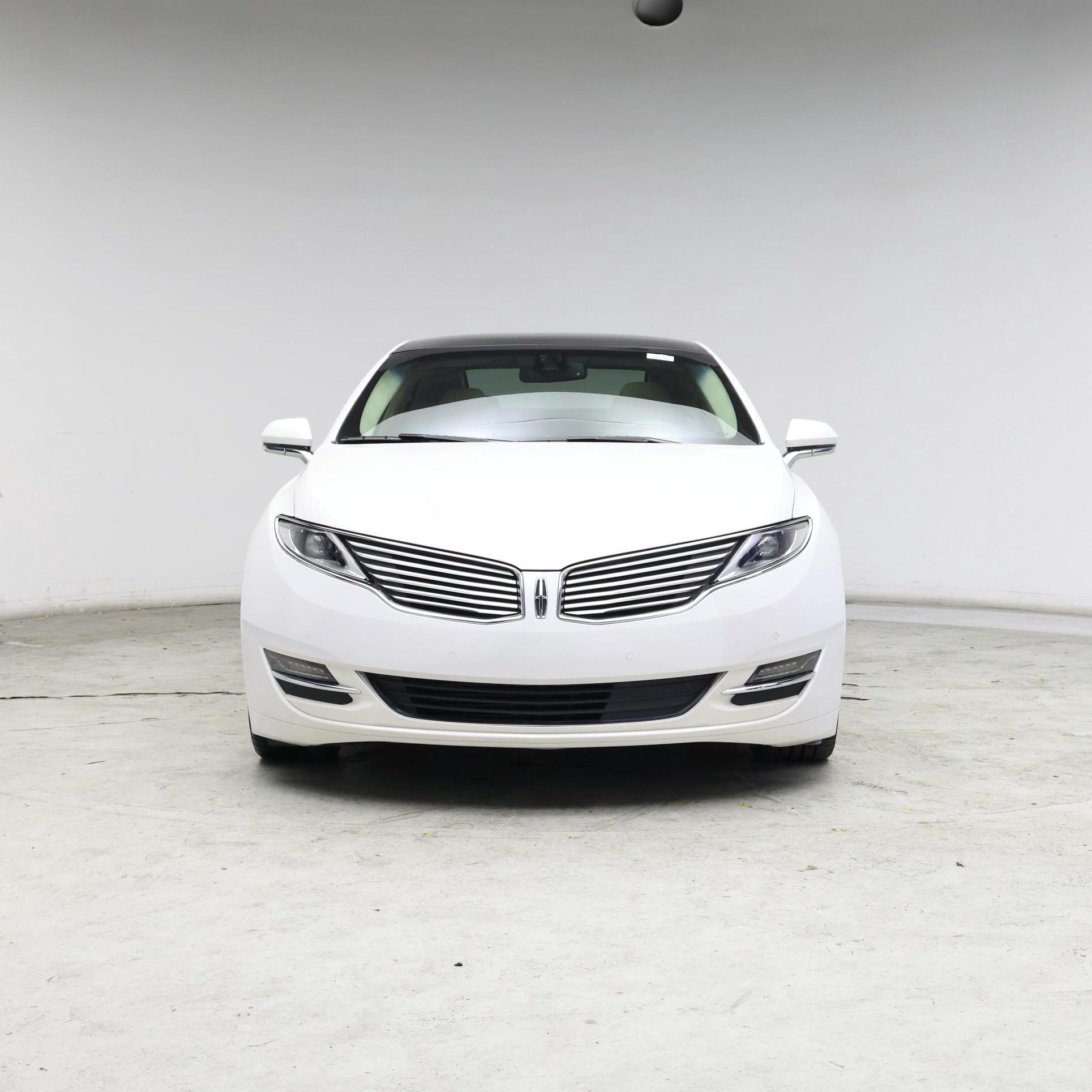 Thumbnail: 2016 Lincoln MKZ - 5