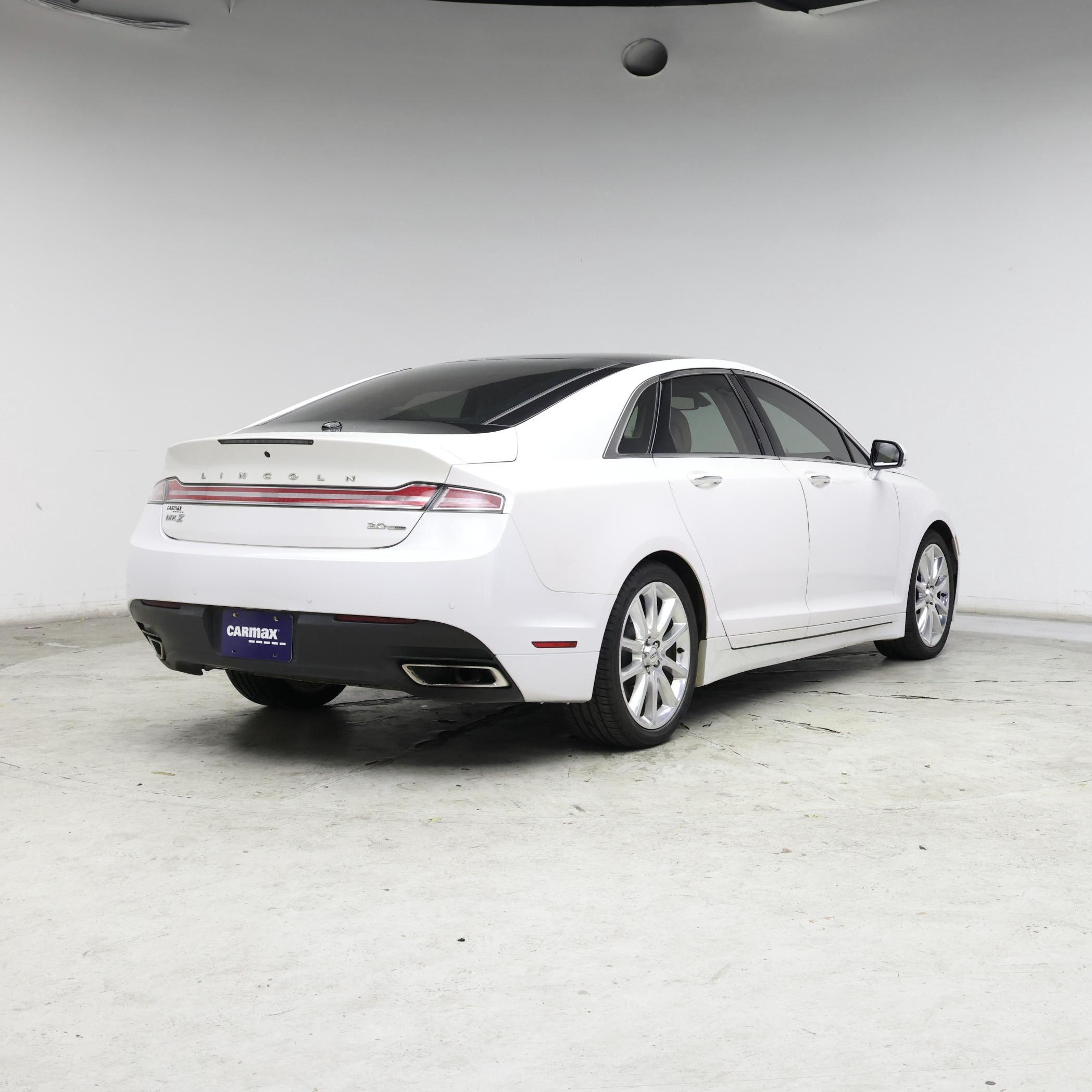 Thumbnail: 2016 Lincoln MKZ - 8