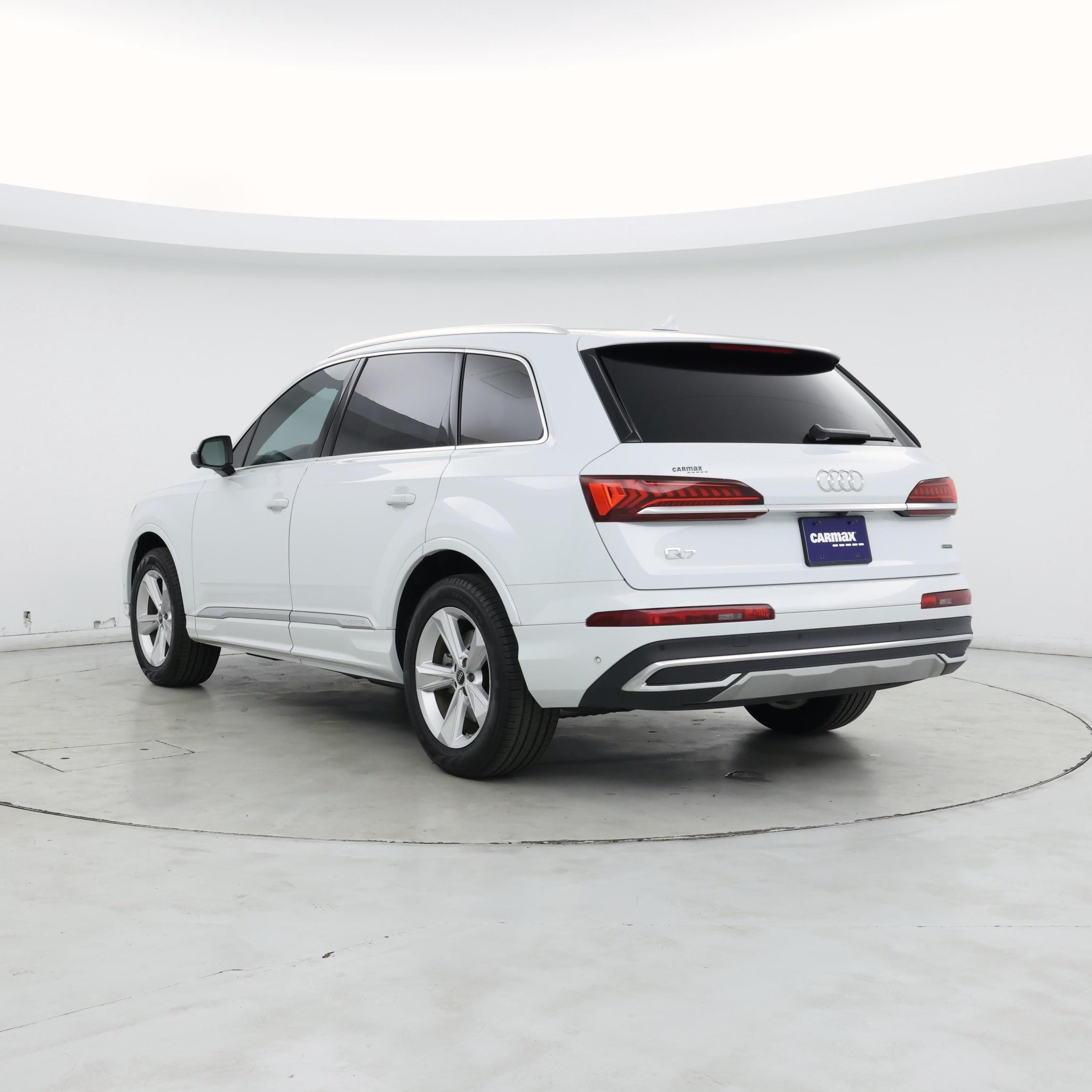 Thumbnail: 2023 Audi Q7 - 2