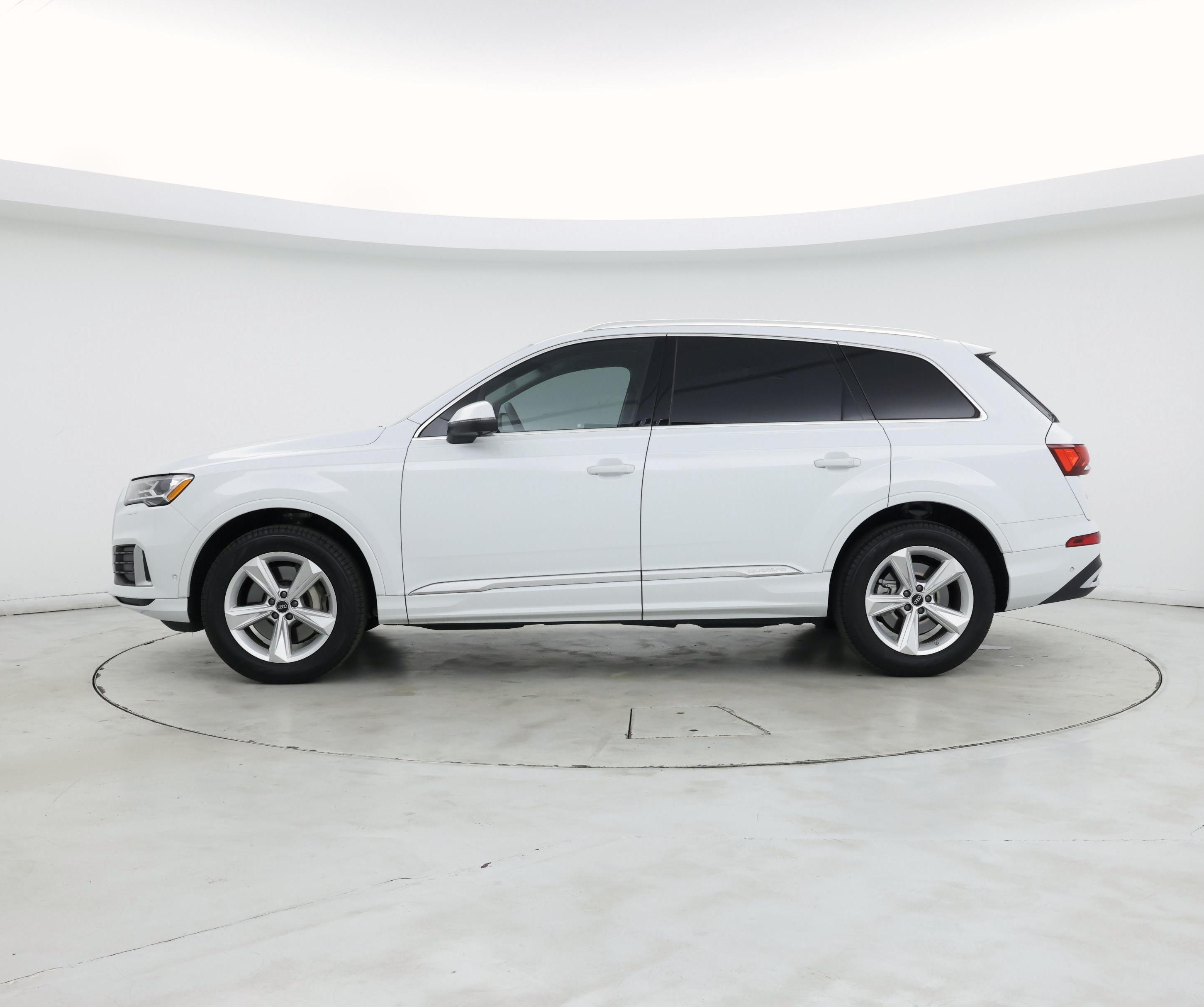 Thumbnail: 2023 Audi Q7 - 3