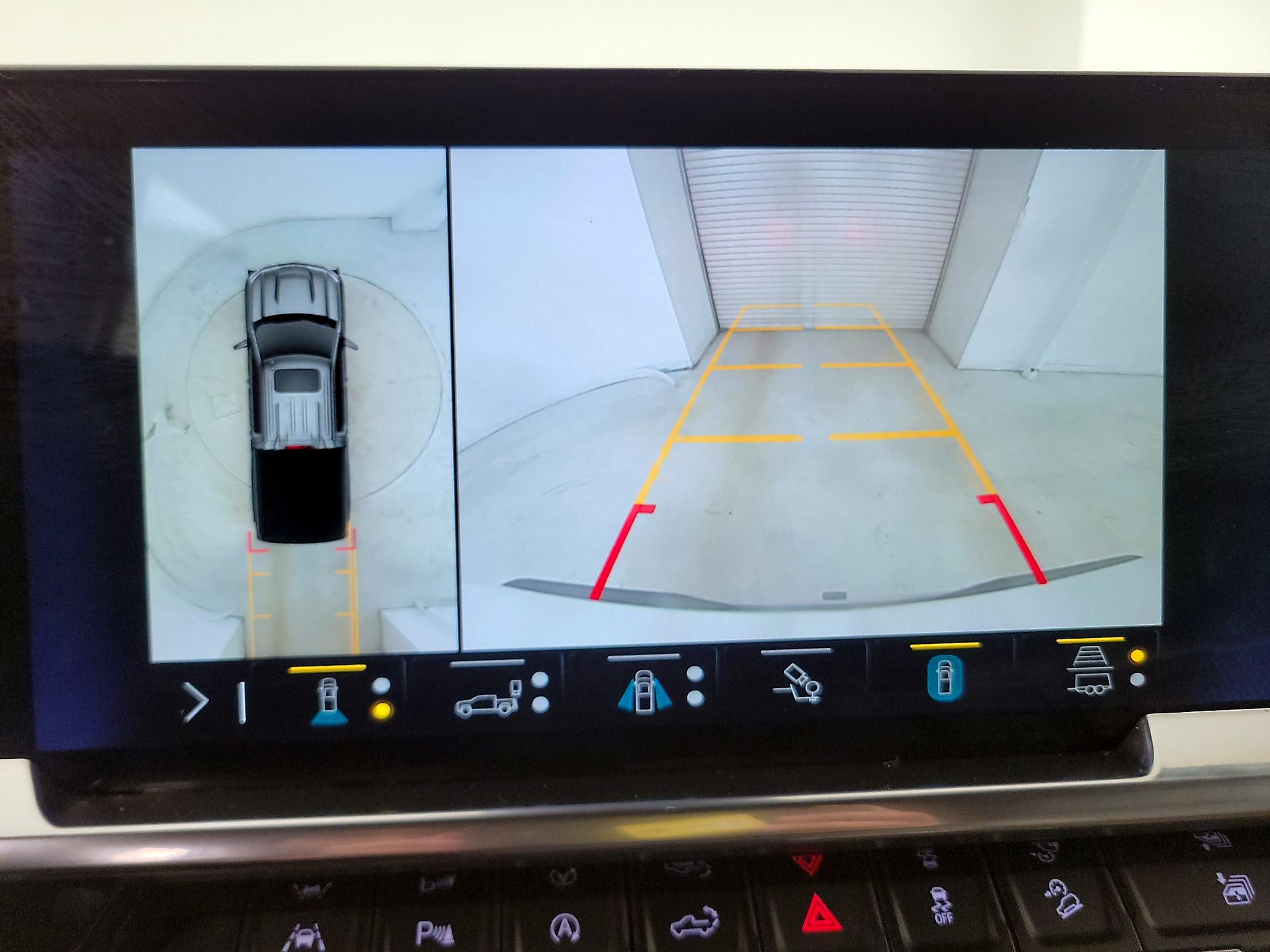 Thumbnail: 2022 Chevrolet Silverado 1500 - 15