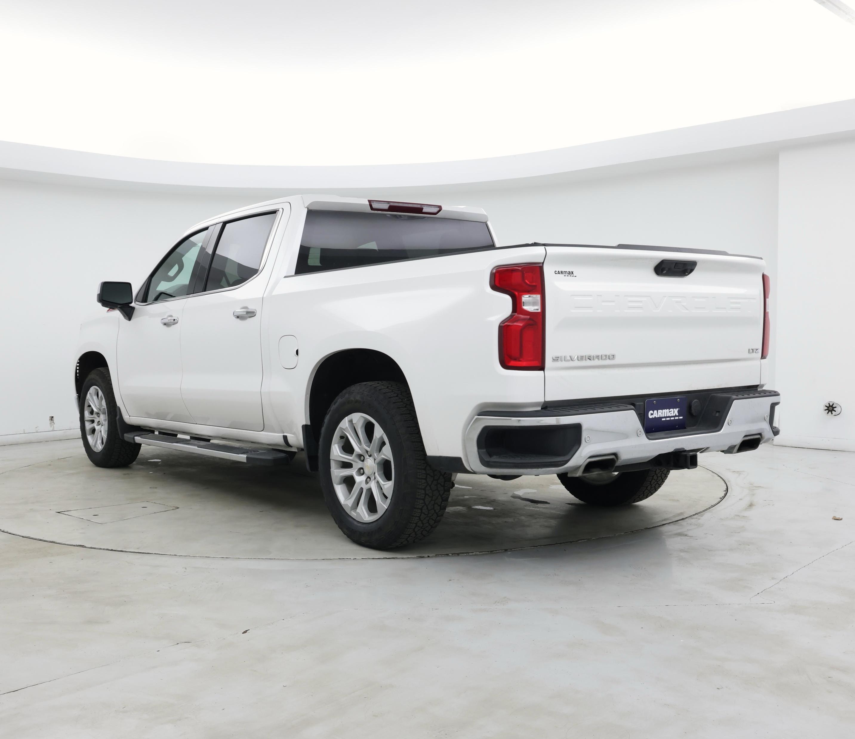 Thumbnail: 2022 Chevrolet Silverado 1500 - 2