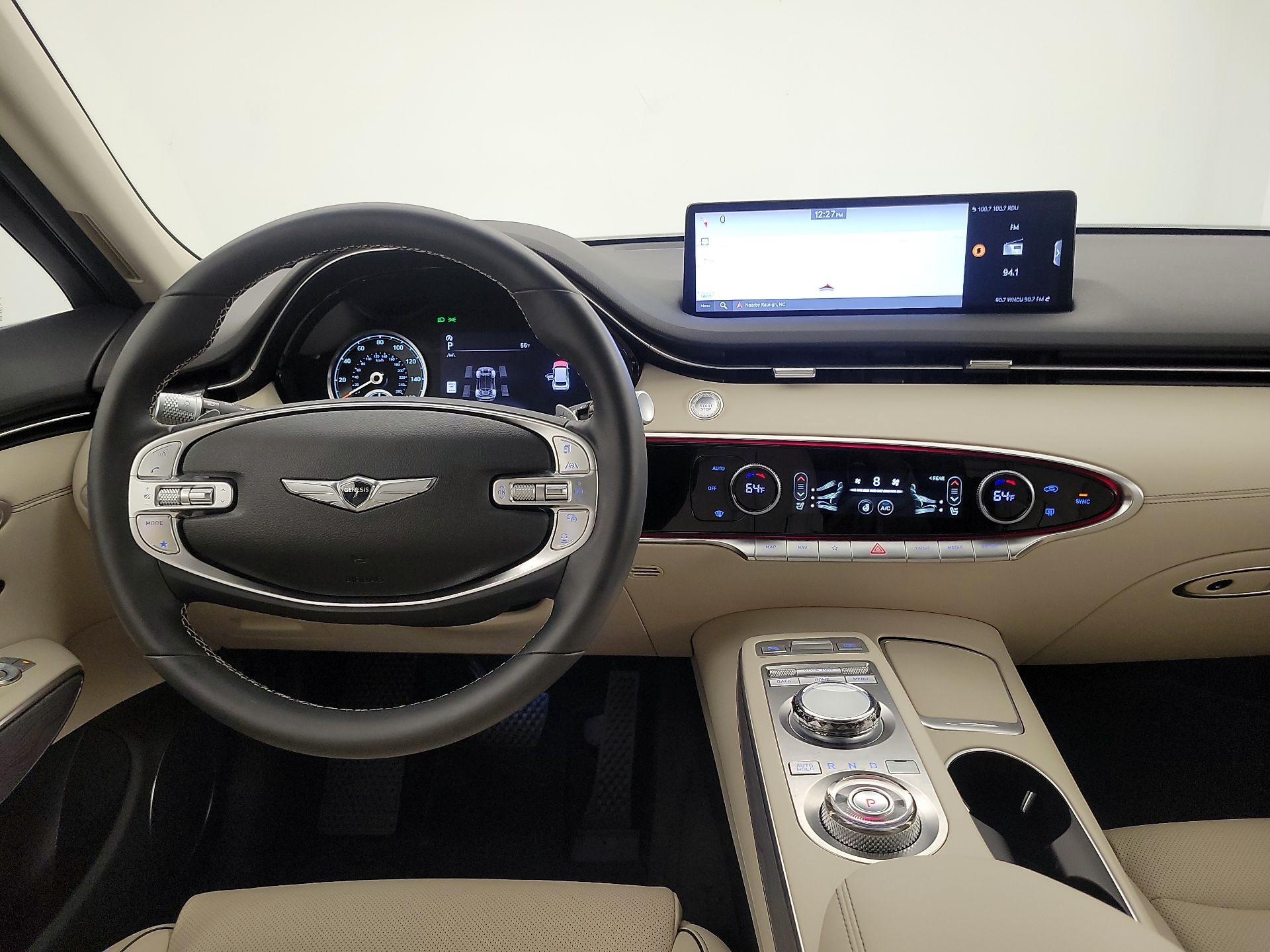 Thumbnail: 2025 Genesis GV70 - 10