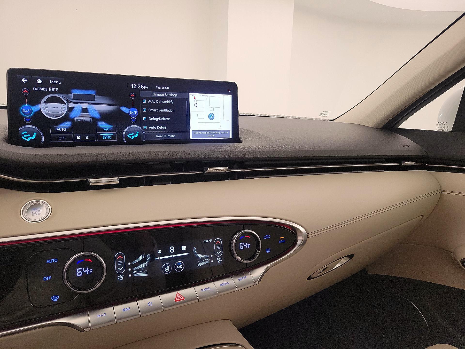 Thumbnail: 2025 Genesis GV70 - 17