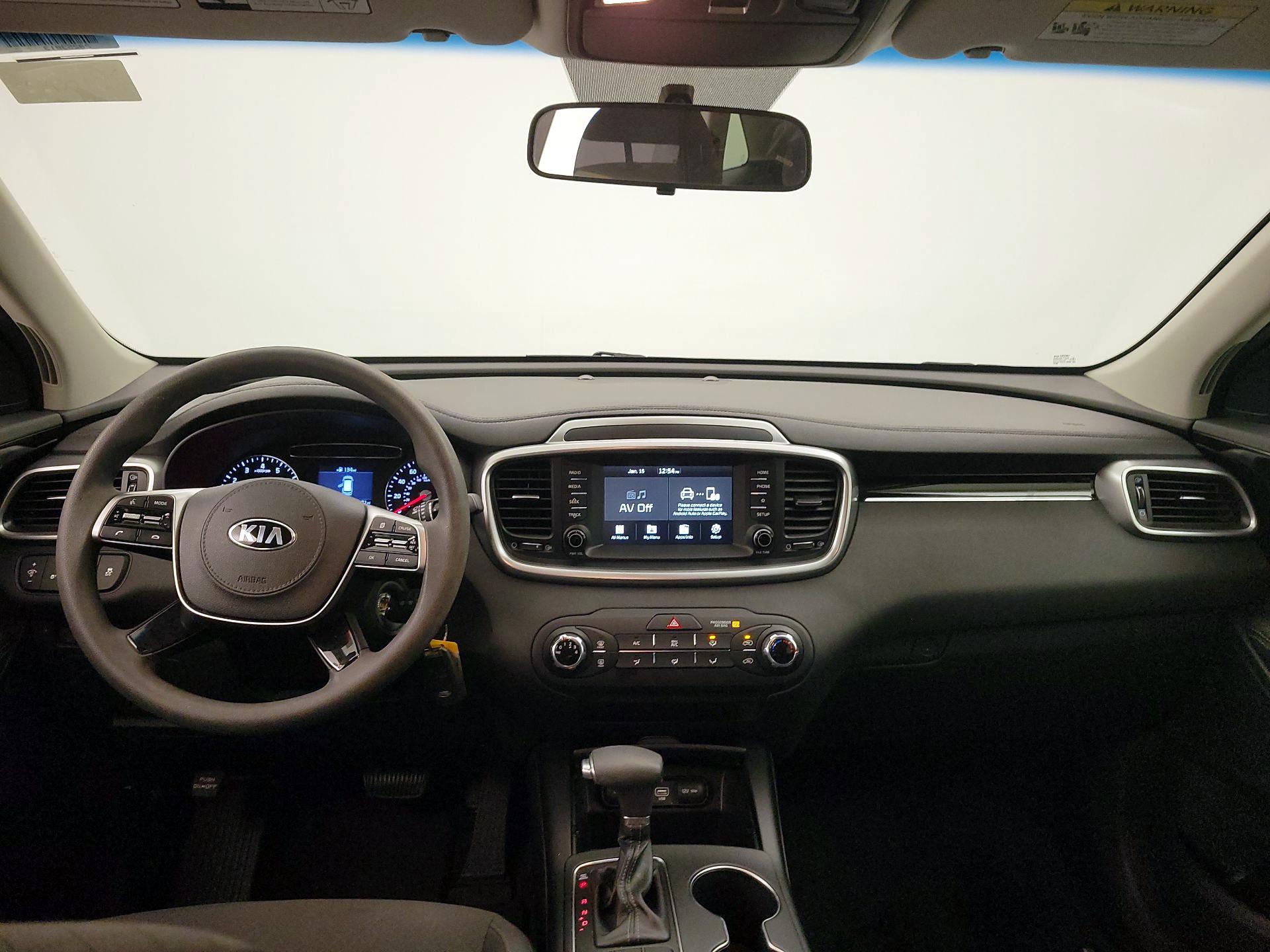 Thumbnail: 2019 Kia Sorento - 9